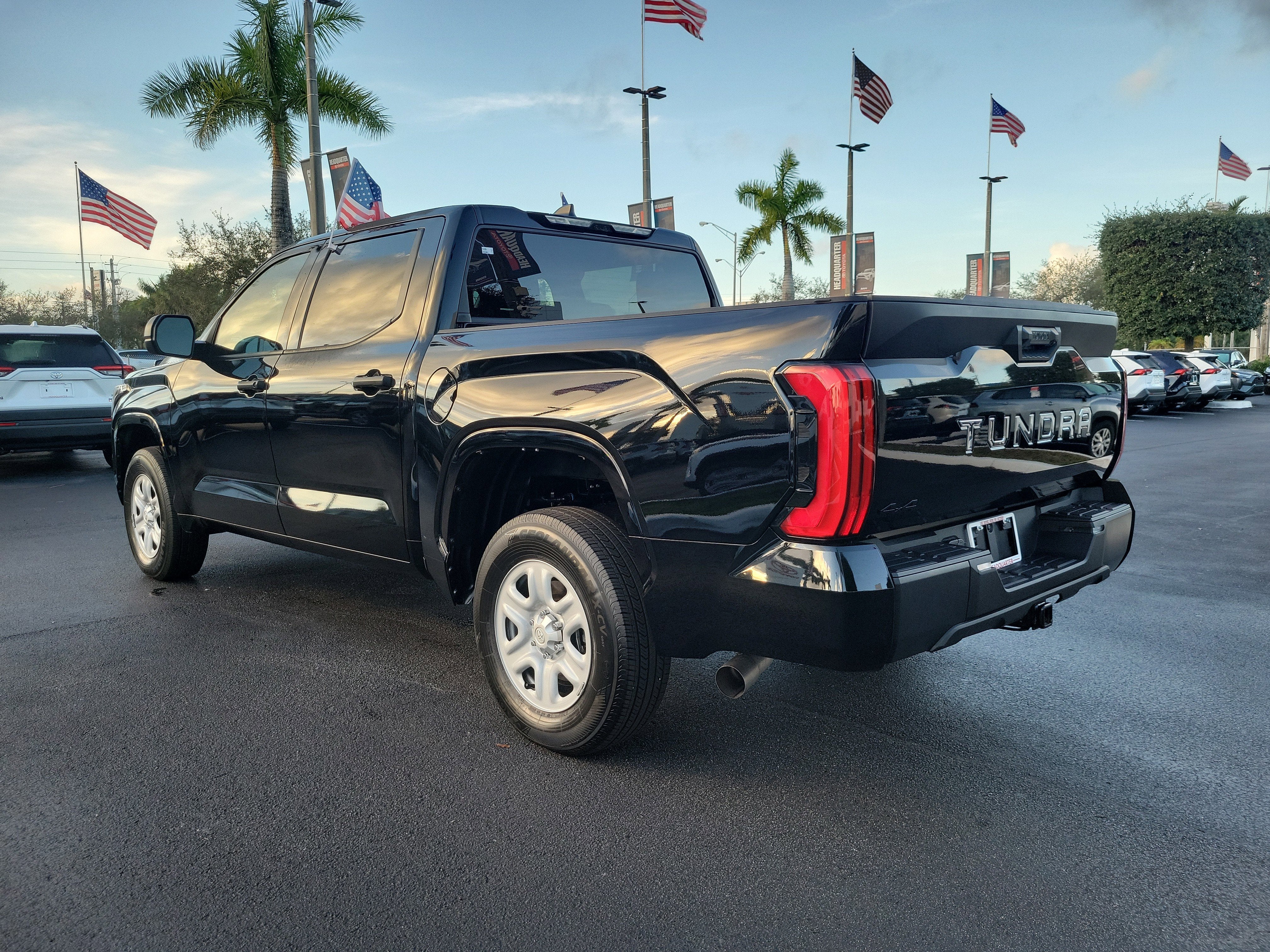2025 Toyota Tundra 4WD SR