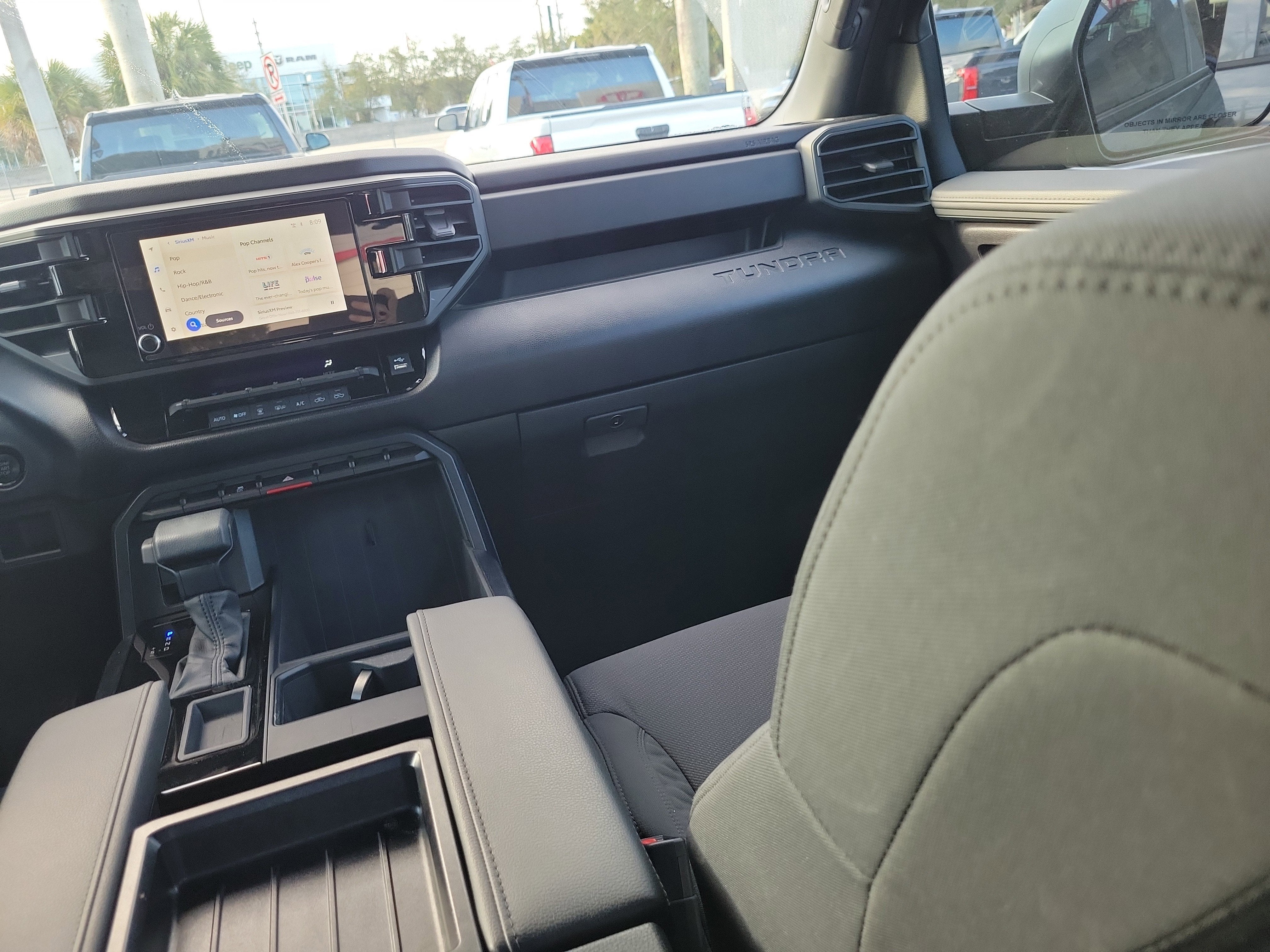 2025 Toyota Tundra 4WD SR