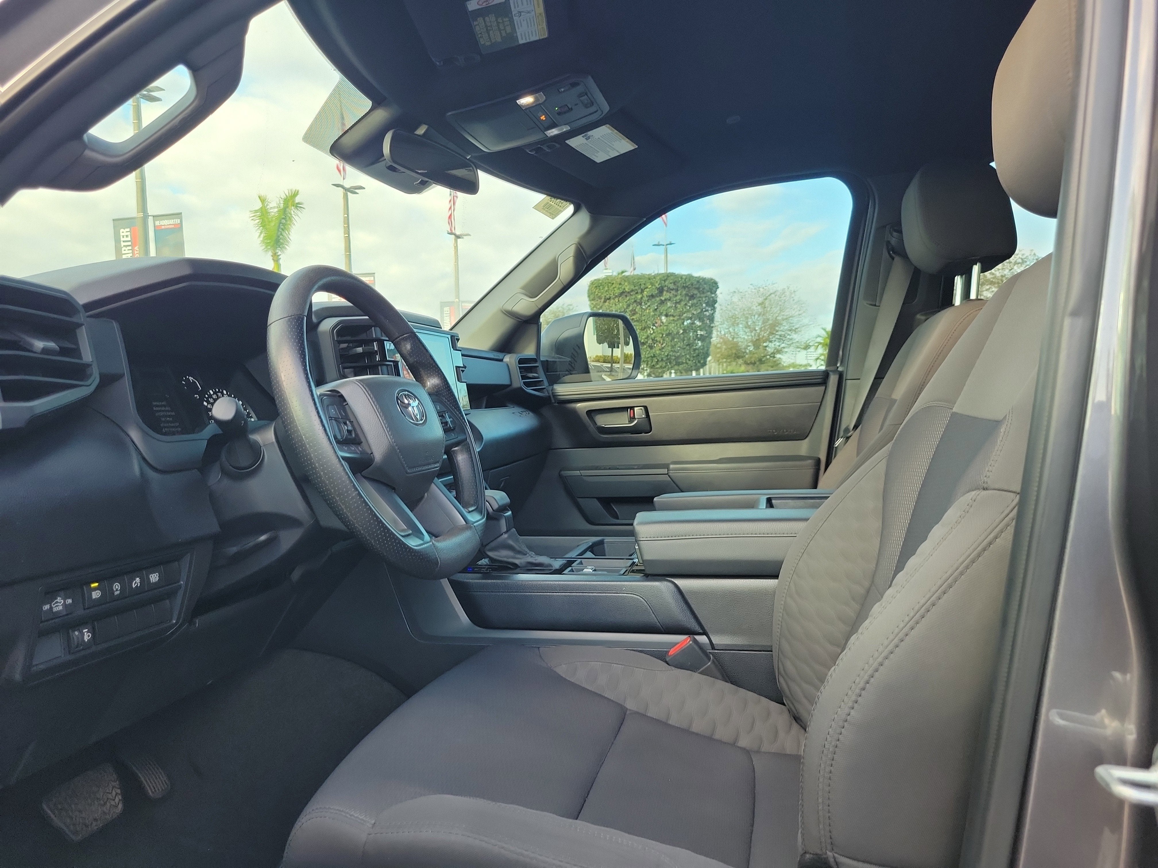 2025 Toyota Tundra 4WD SR