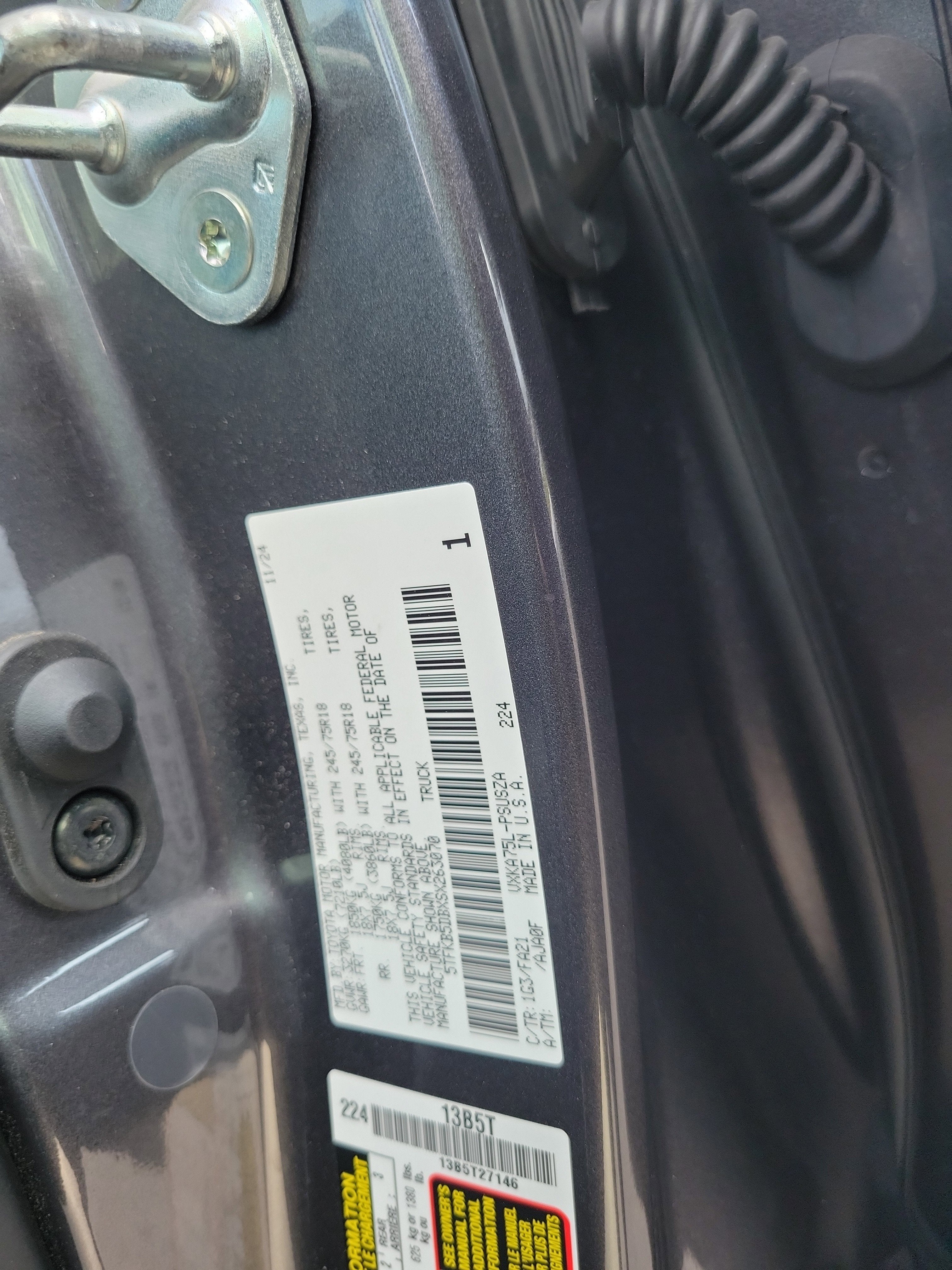 2025 Toyota Tundra 4WD SR