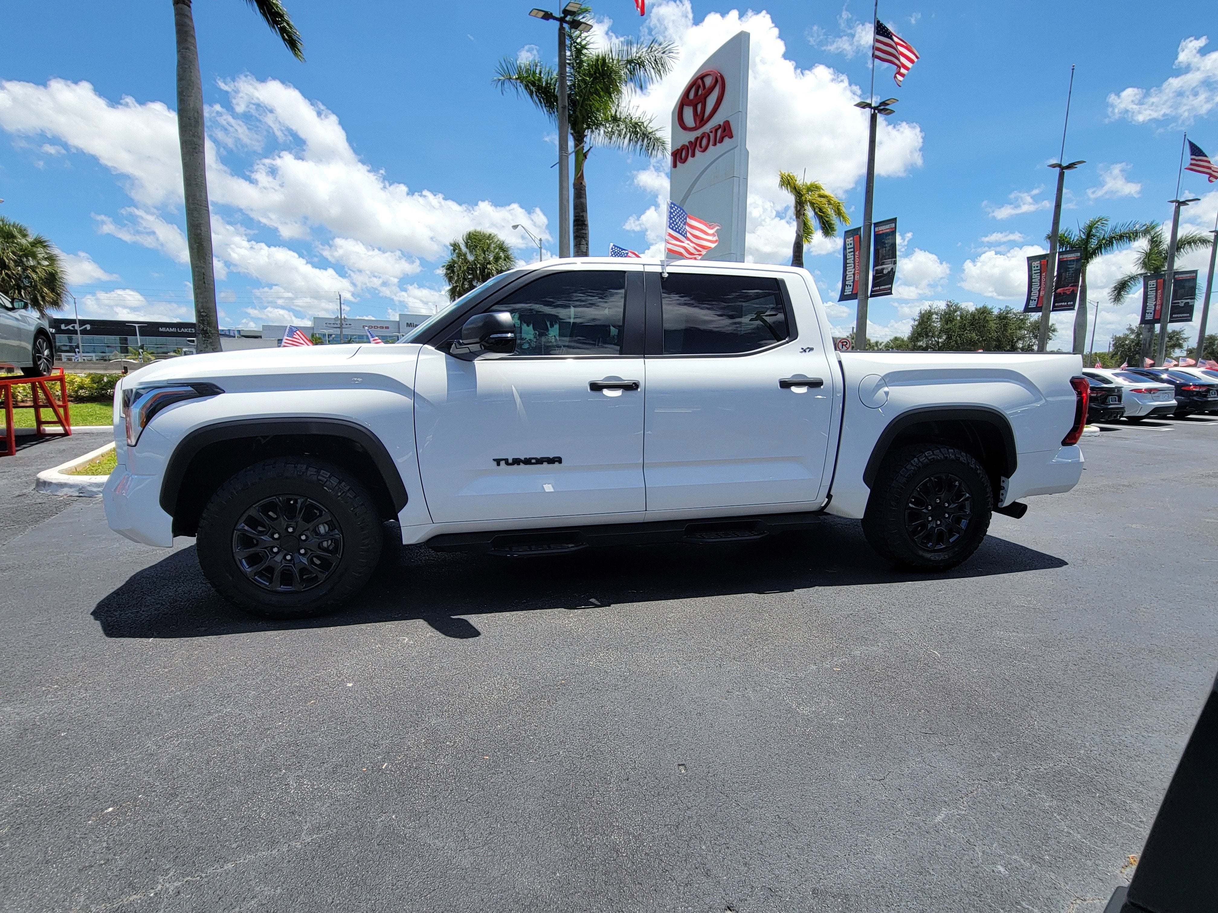 2024 Toyota Tundra 2WD SR5