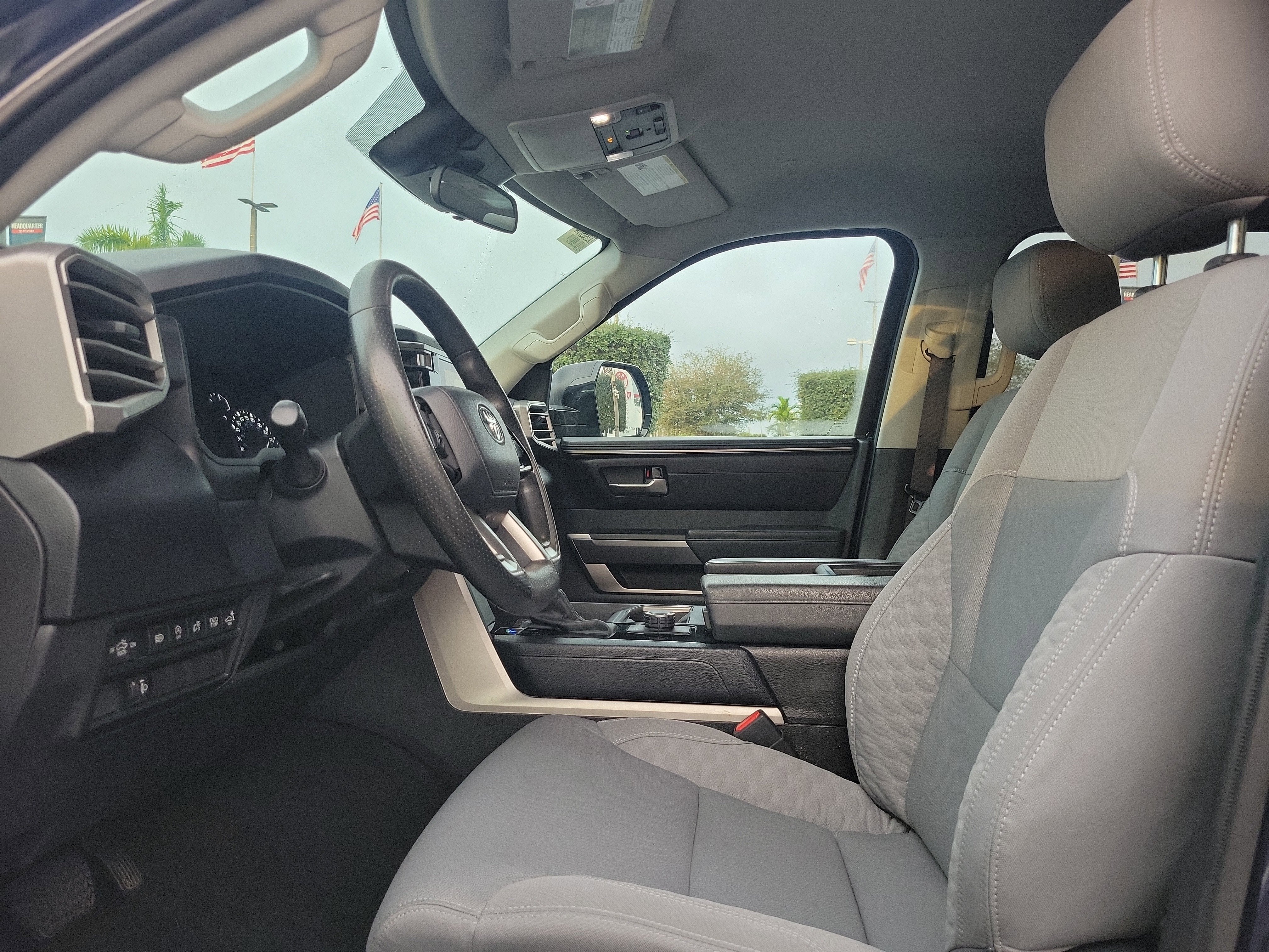 2024 Toyota Tundra 2WD SR5