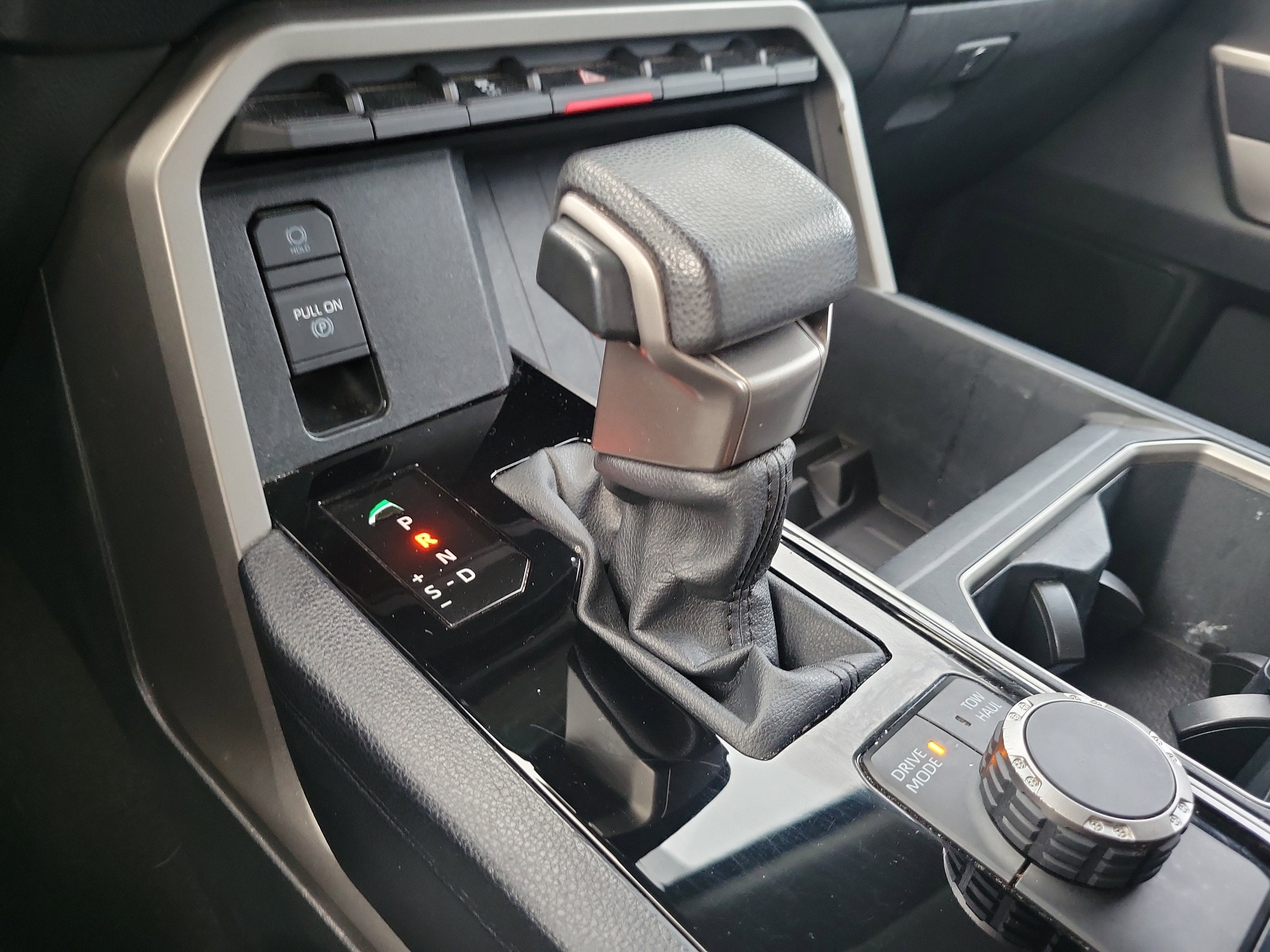 2024 Toyota Tundra 2WD SR5