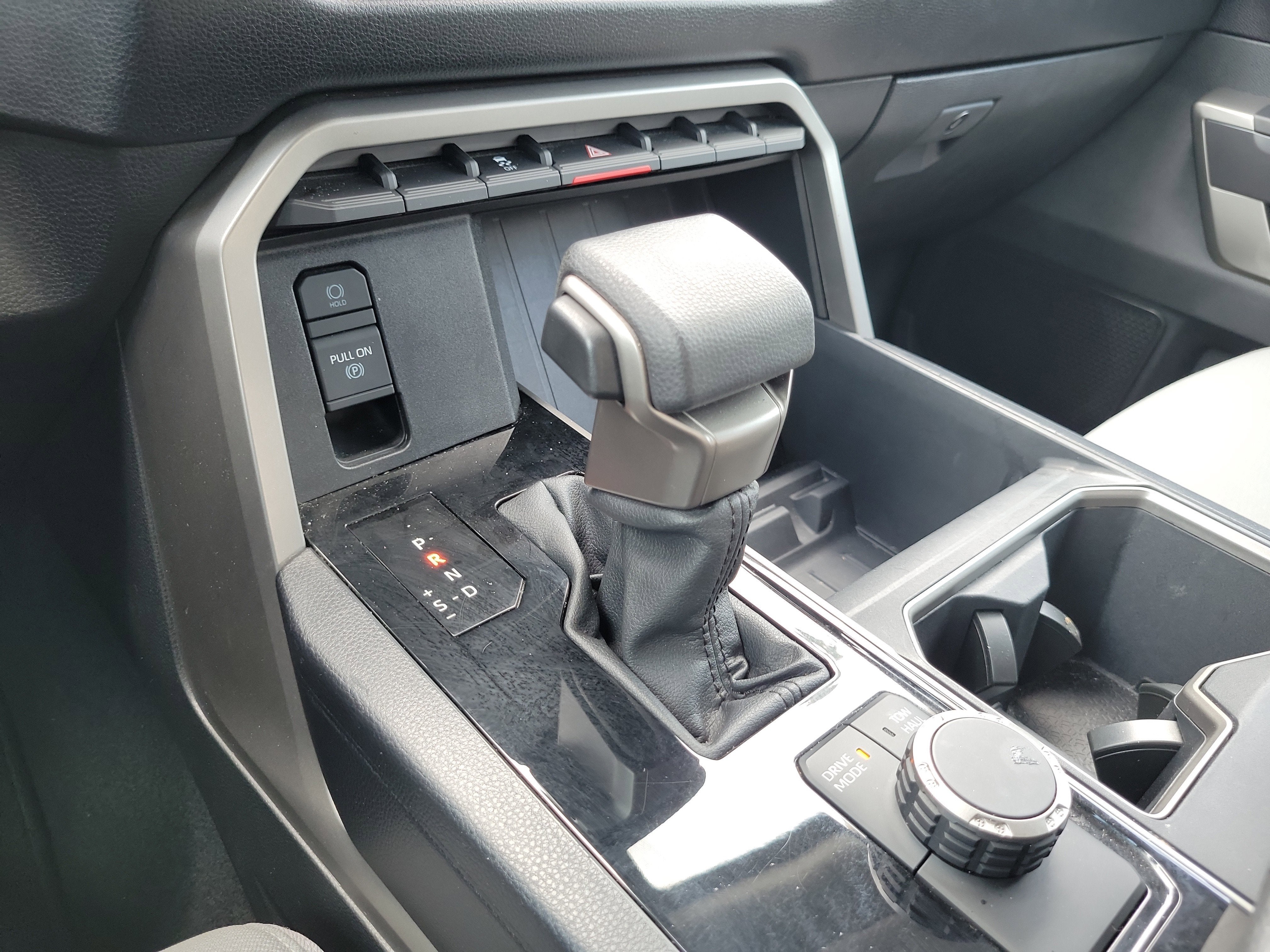 2024 Toyota Tundra 2WD SR5