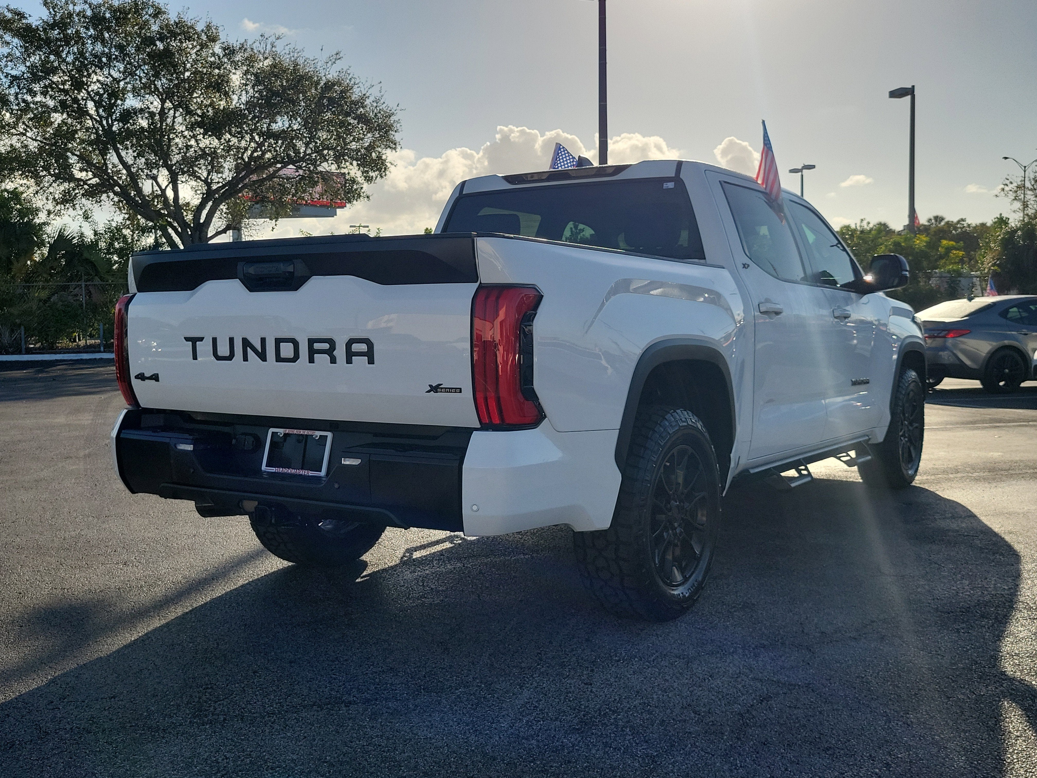 2024 Toyota Tundra 4WD SR5