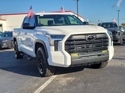 2024 Toyota Tundra 4WD SR5