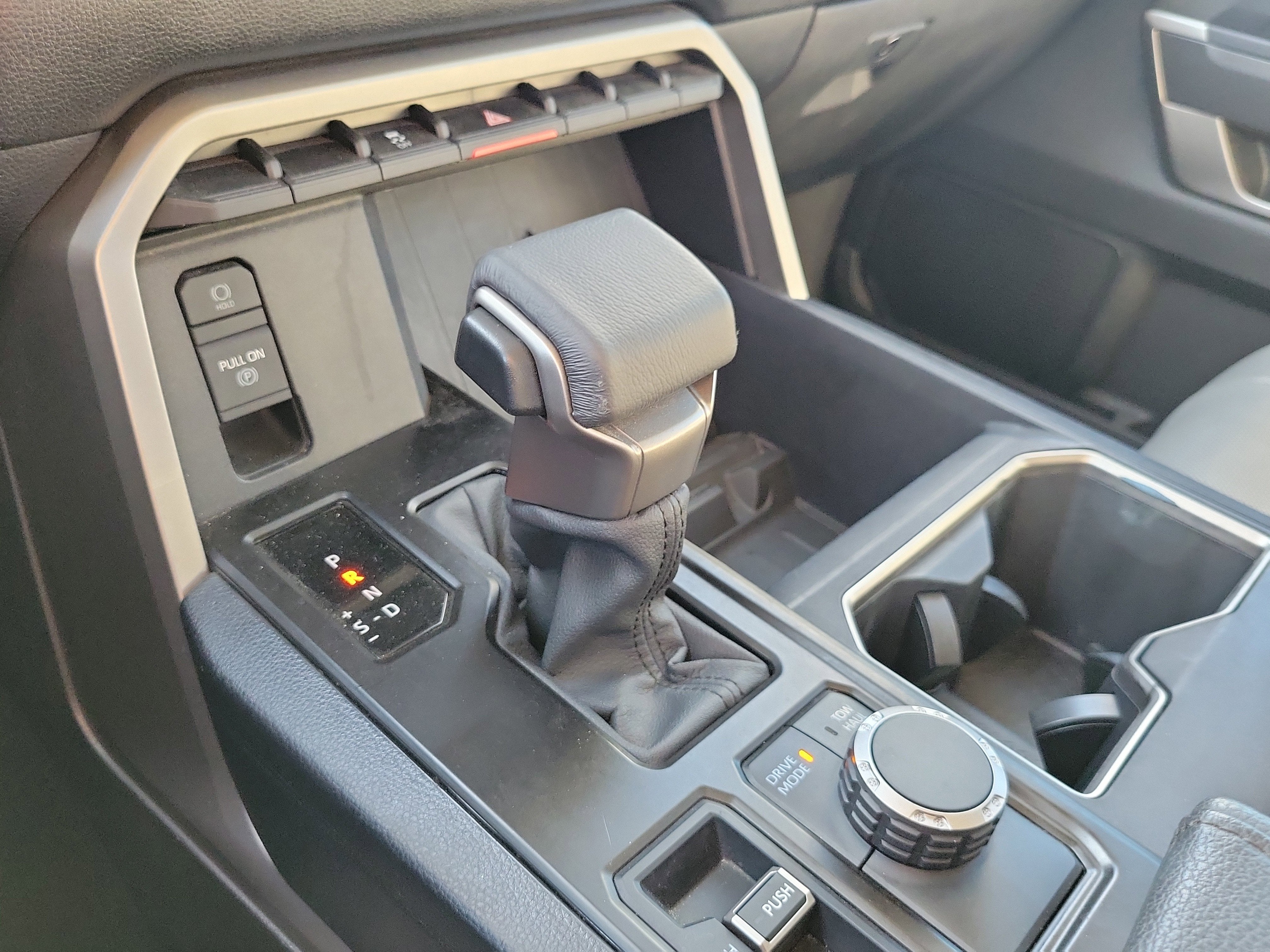 2024 Toyota Tundra 4WD SR5