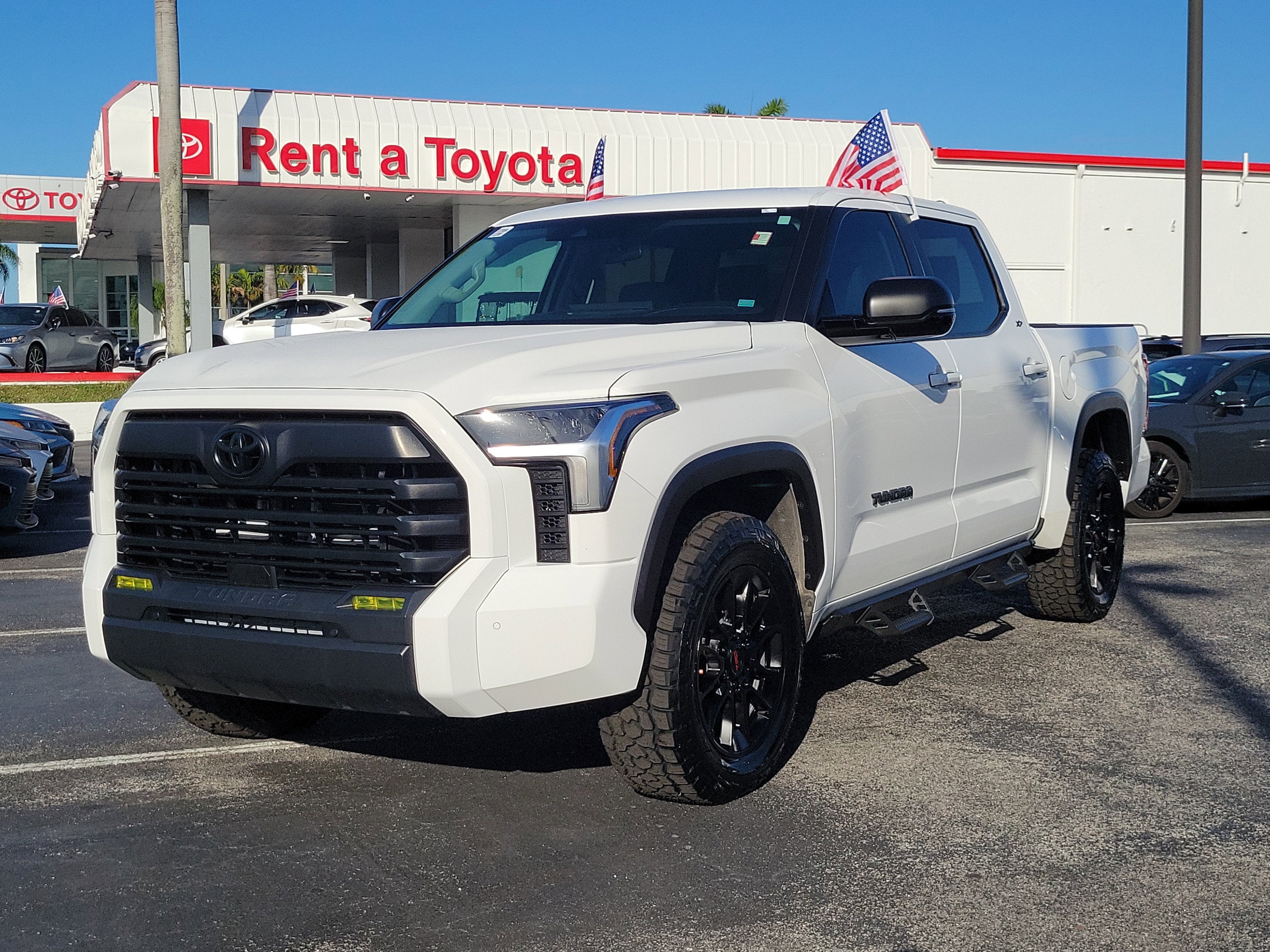 2024 Toyota Tundra 4WD SR5