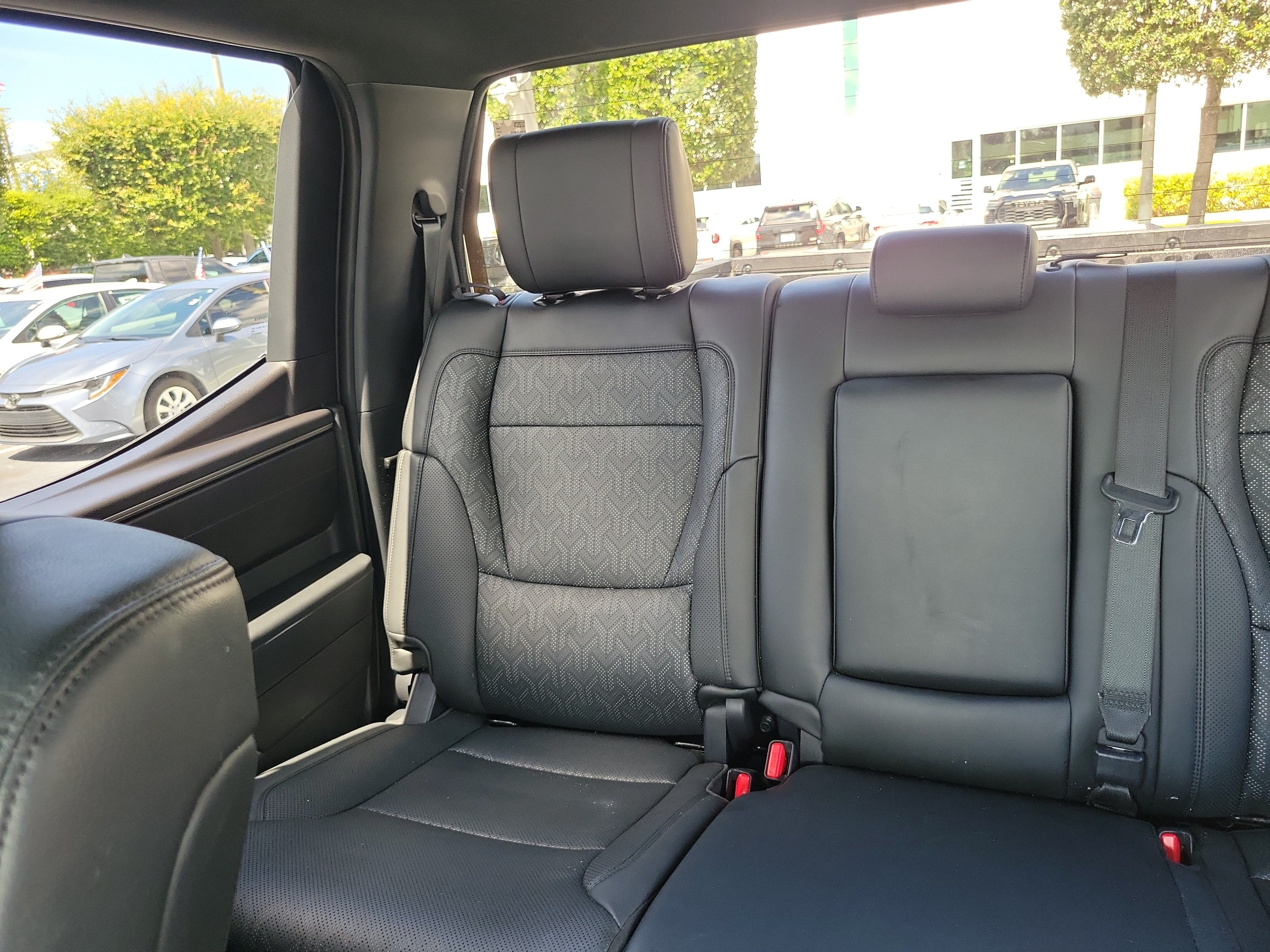 2025 Toyota Tundra 4WD SR5