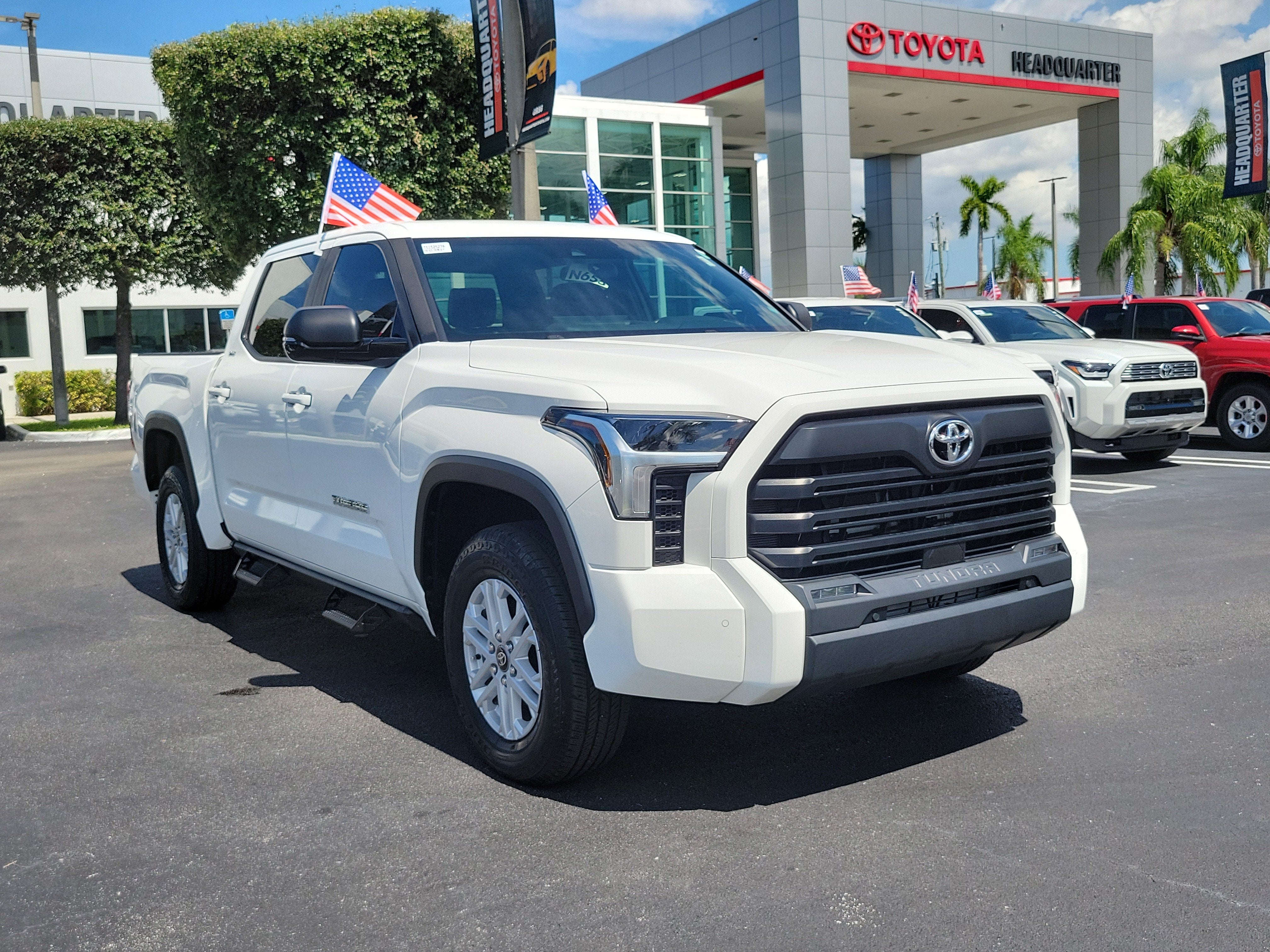 2025 Toyota Tundra 4WD SR5
