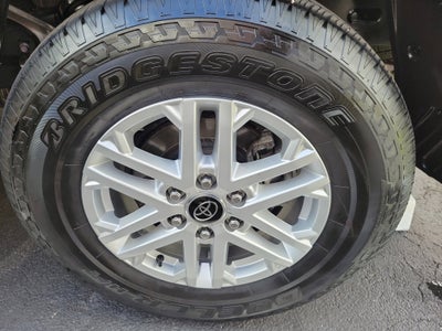 2024 Toyota Tundra 4WD SR5