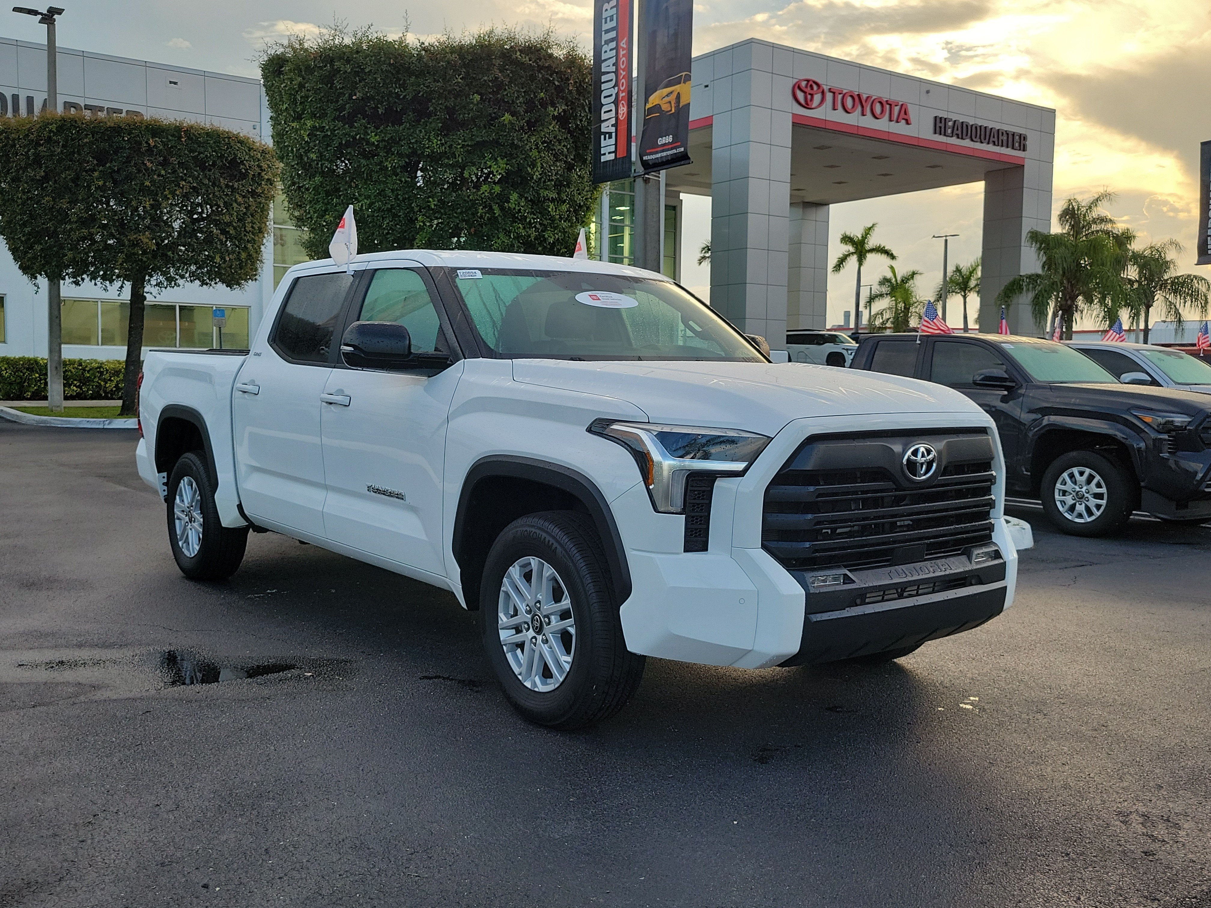 2025 Toyota Tundra 4WD SR5