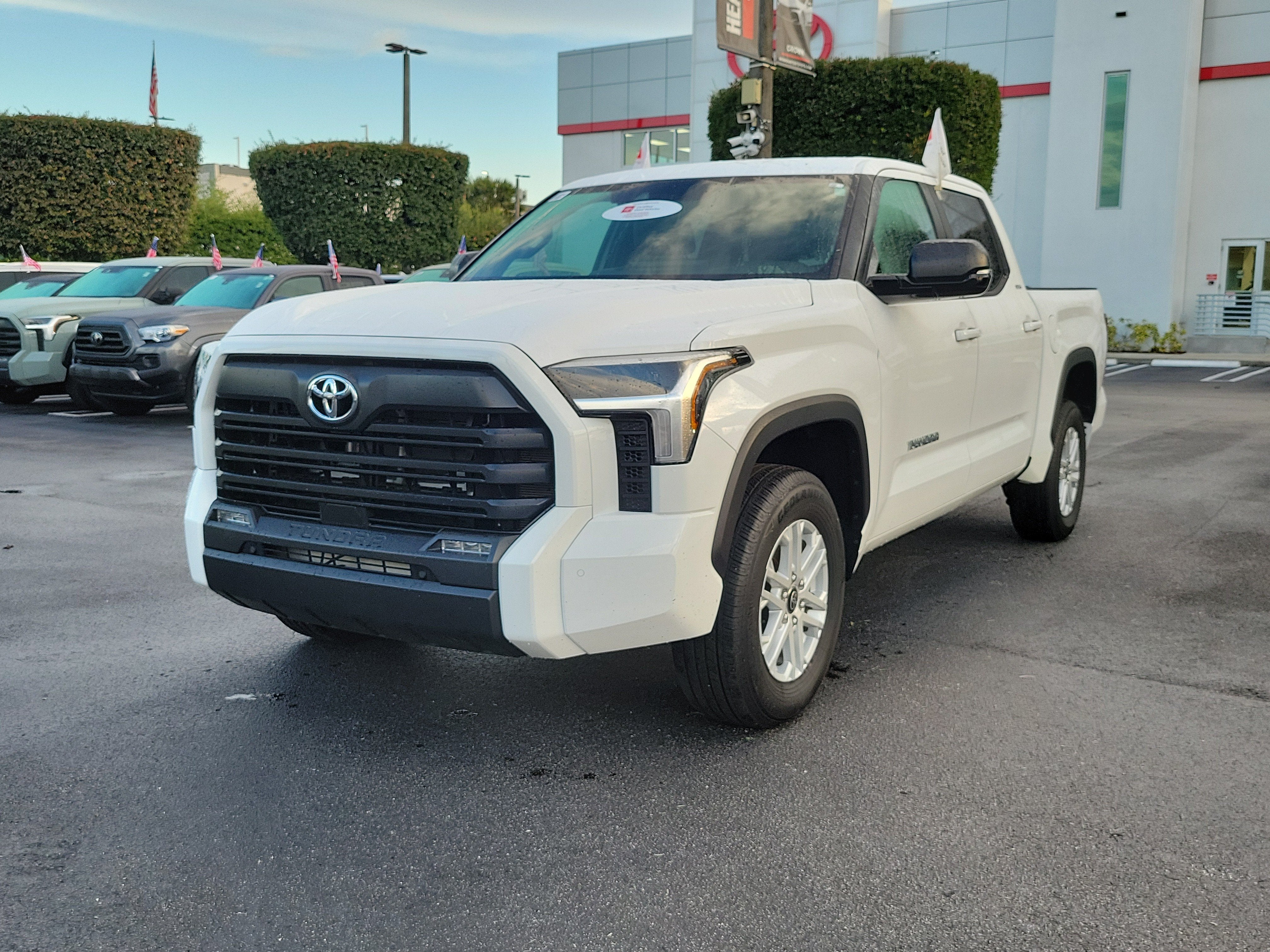 2025 Toyota Tundra 4WD SR5