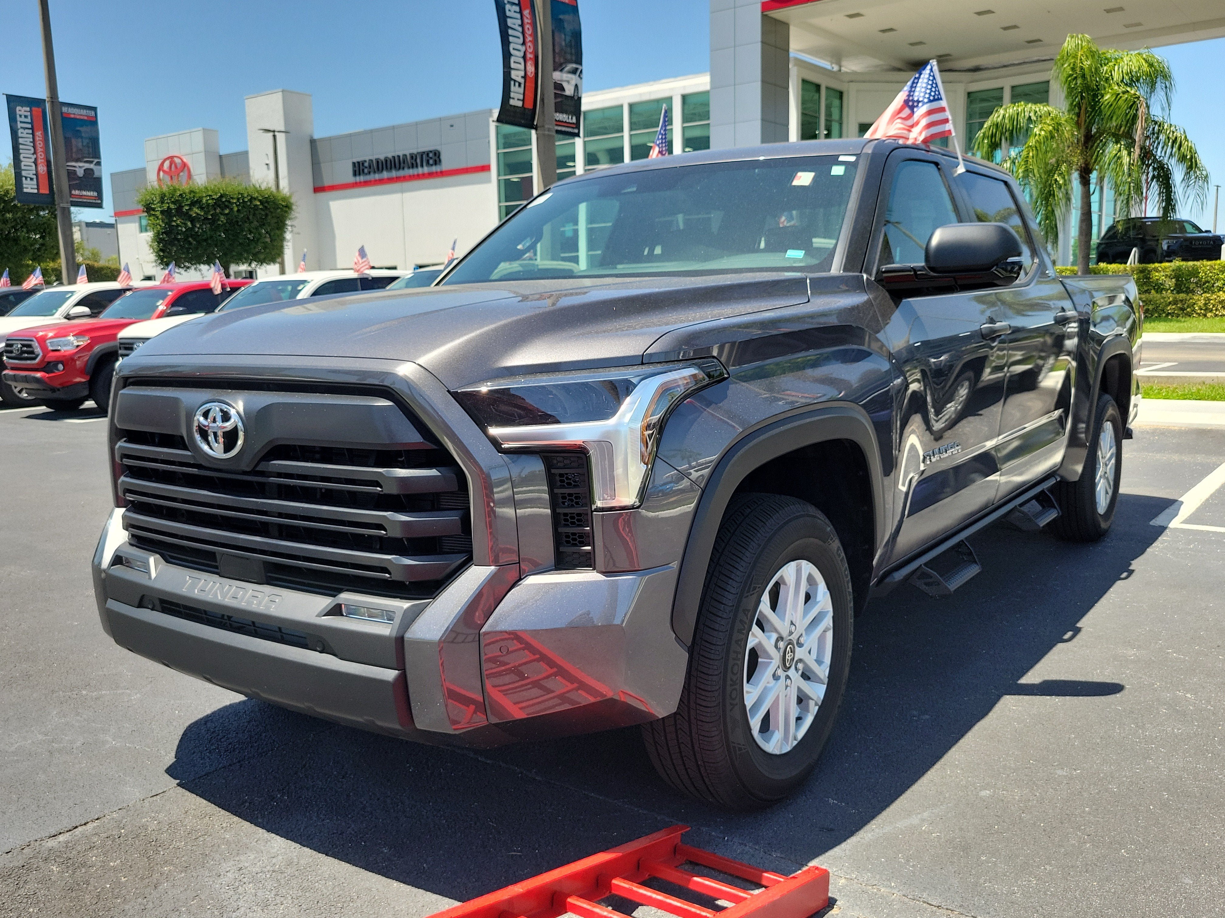 2025 Toyota Tundra 4WD SR5