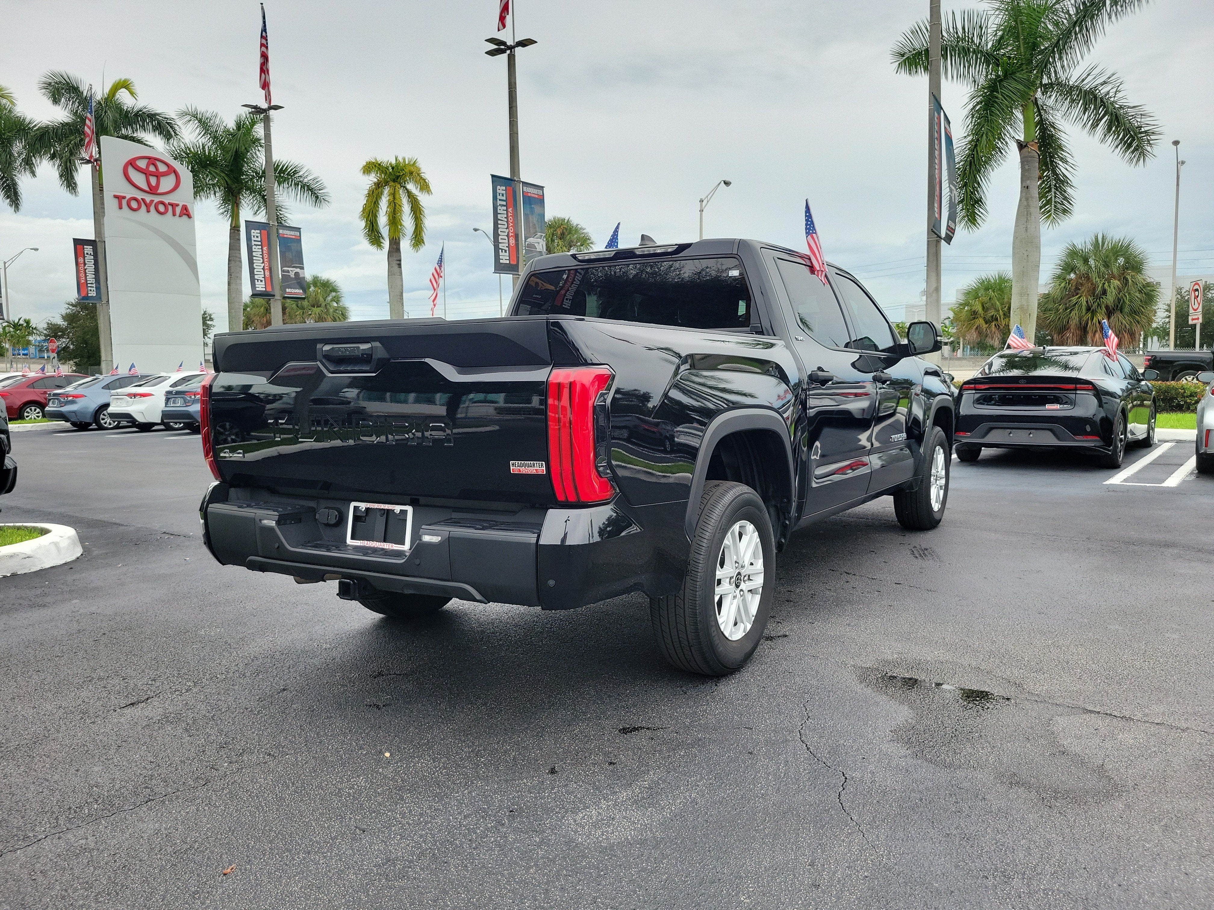 2024 Toyota Tundra 4WD SR5
