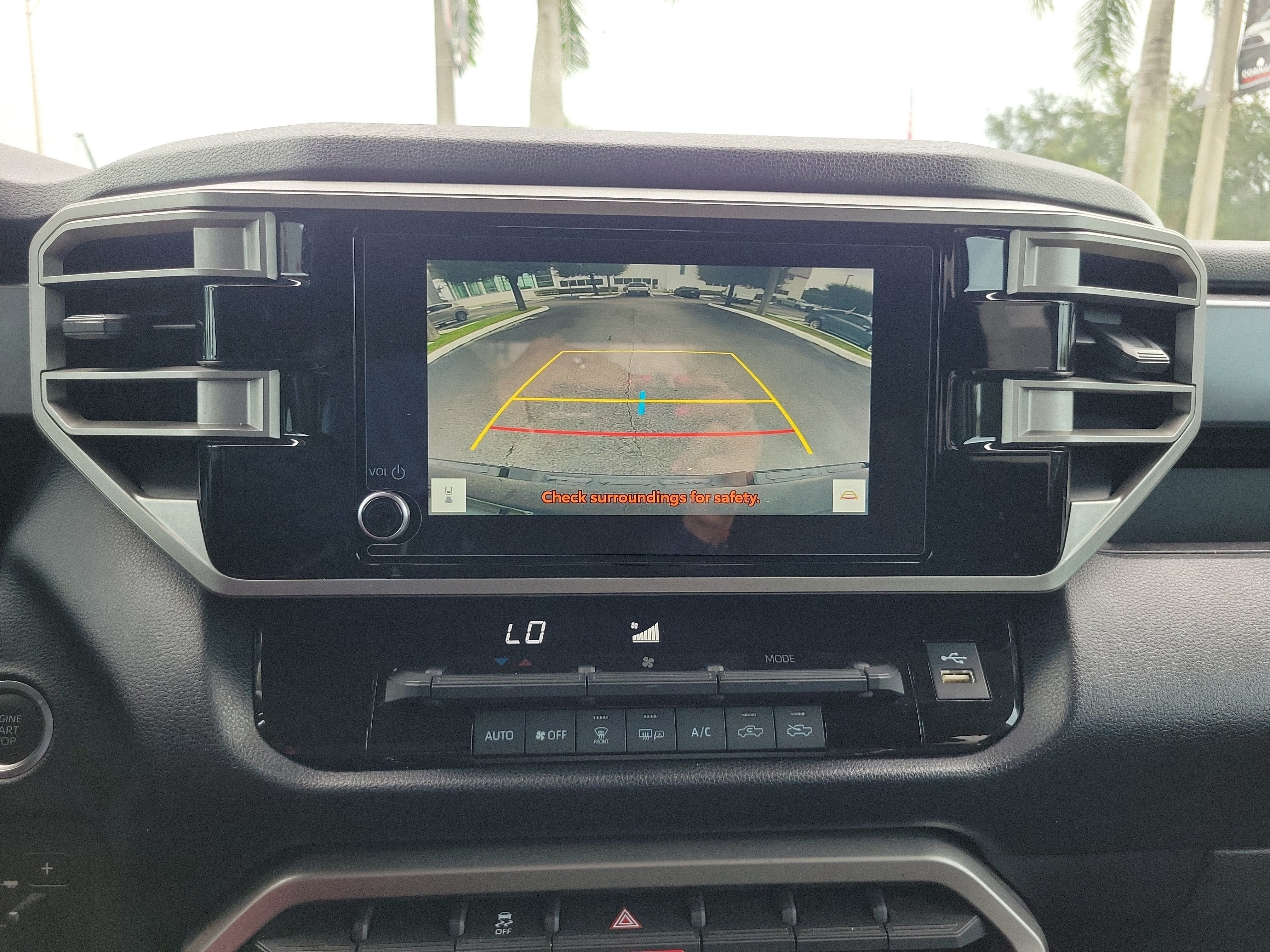 2024 Toyota Tundra 4WD SR5