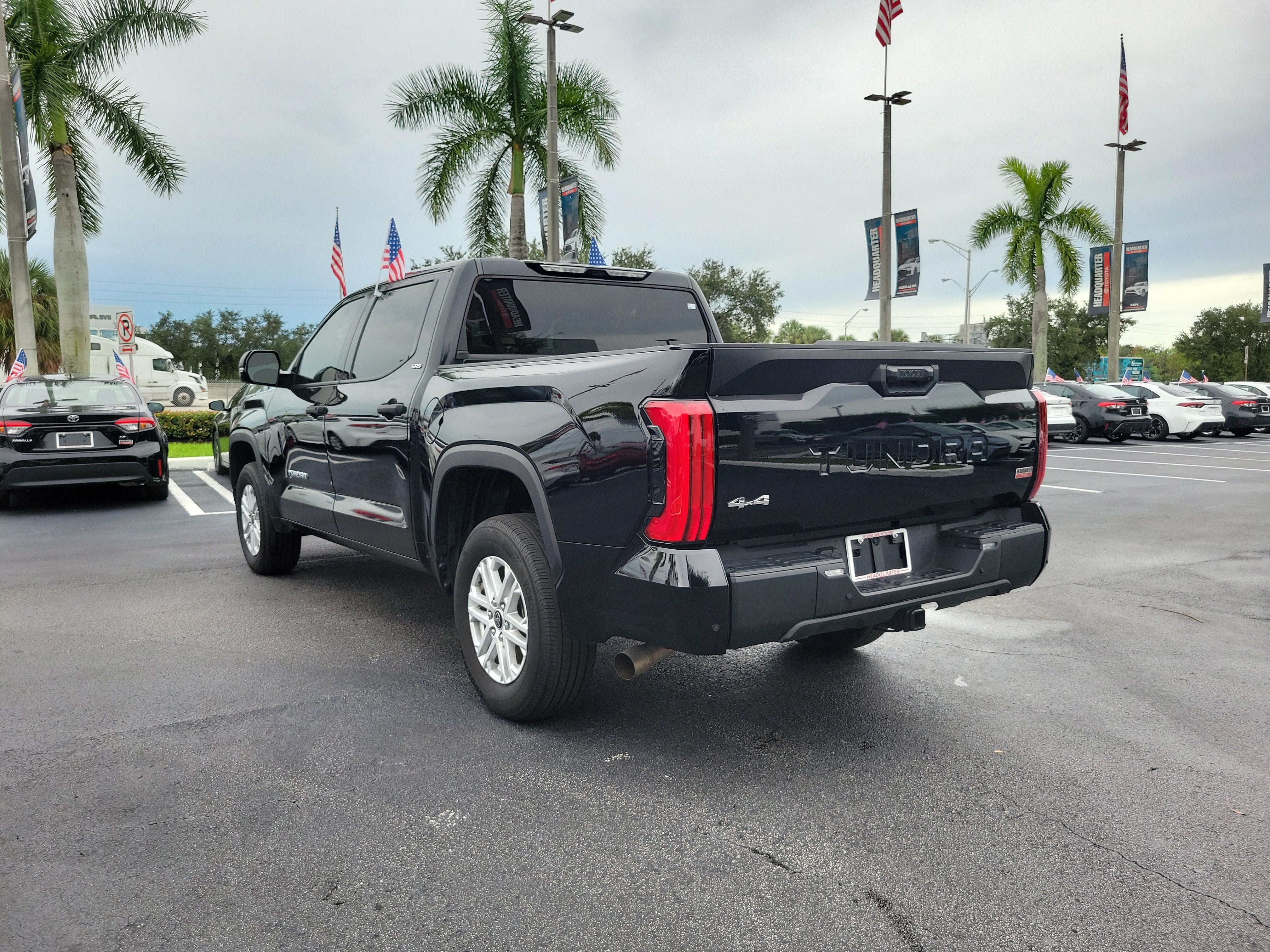 2024 Toyota Tundra 4WD SR5