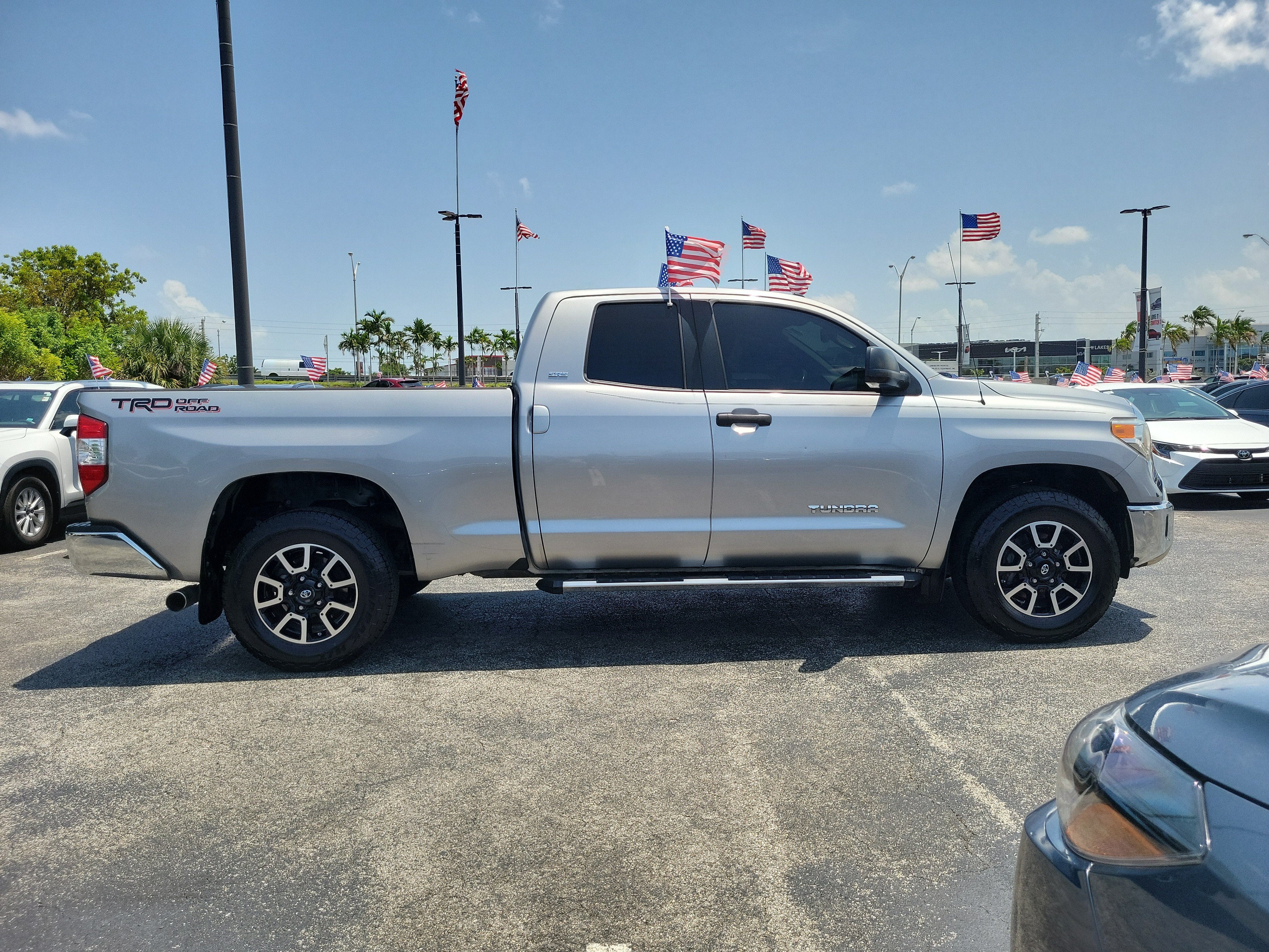 2017 Toyota Tundra 2WD SR