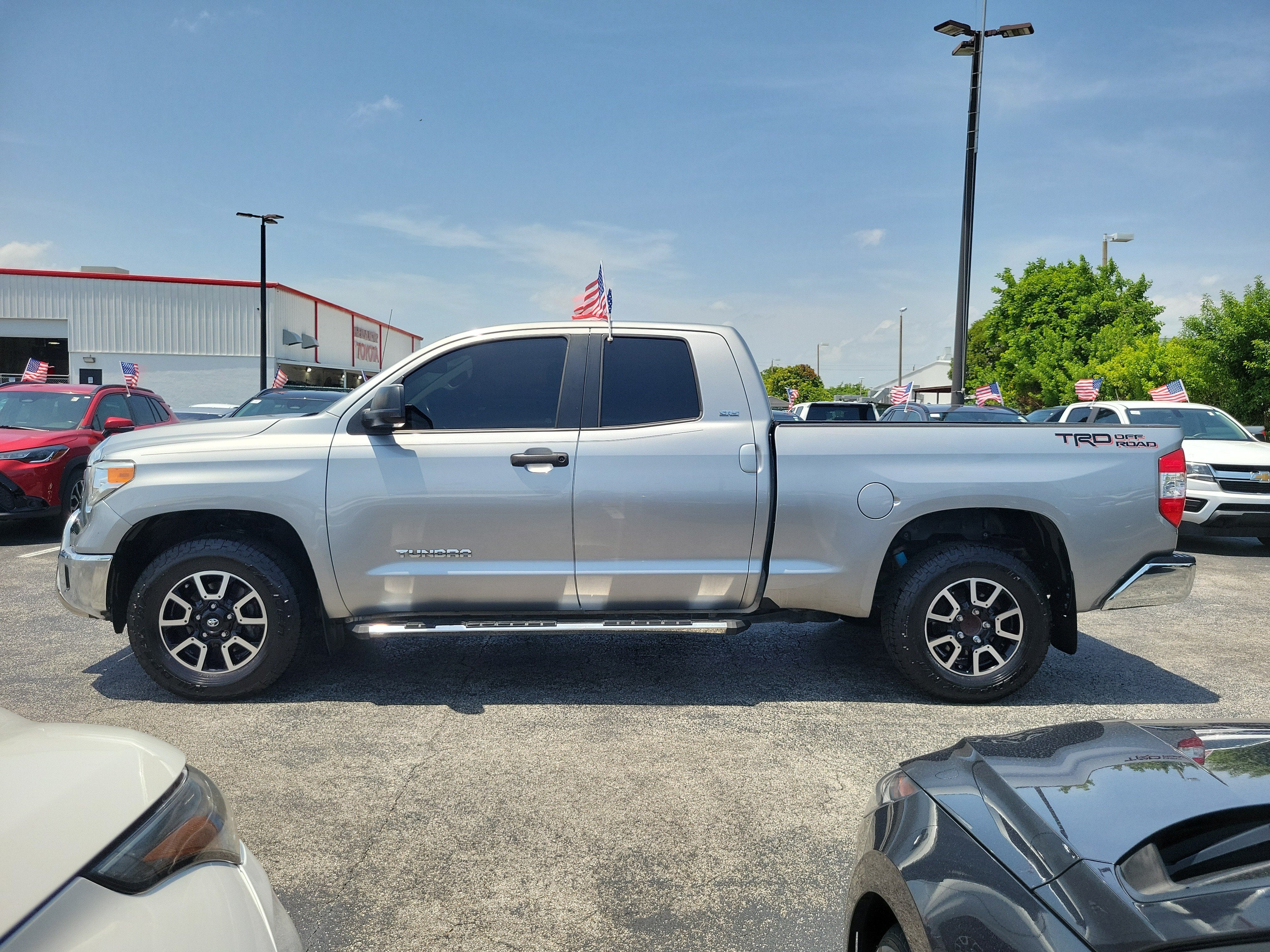 2017 Toyota Tundra 2WD SR