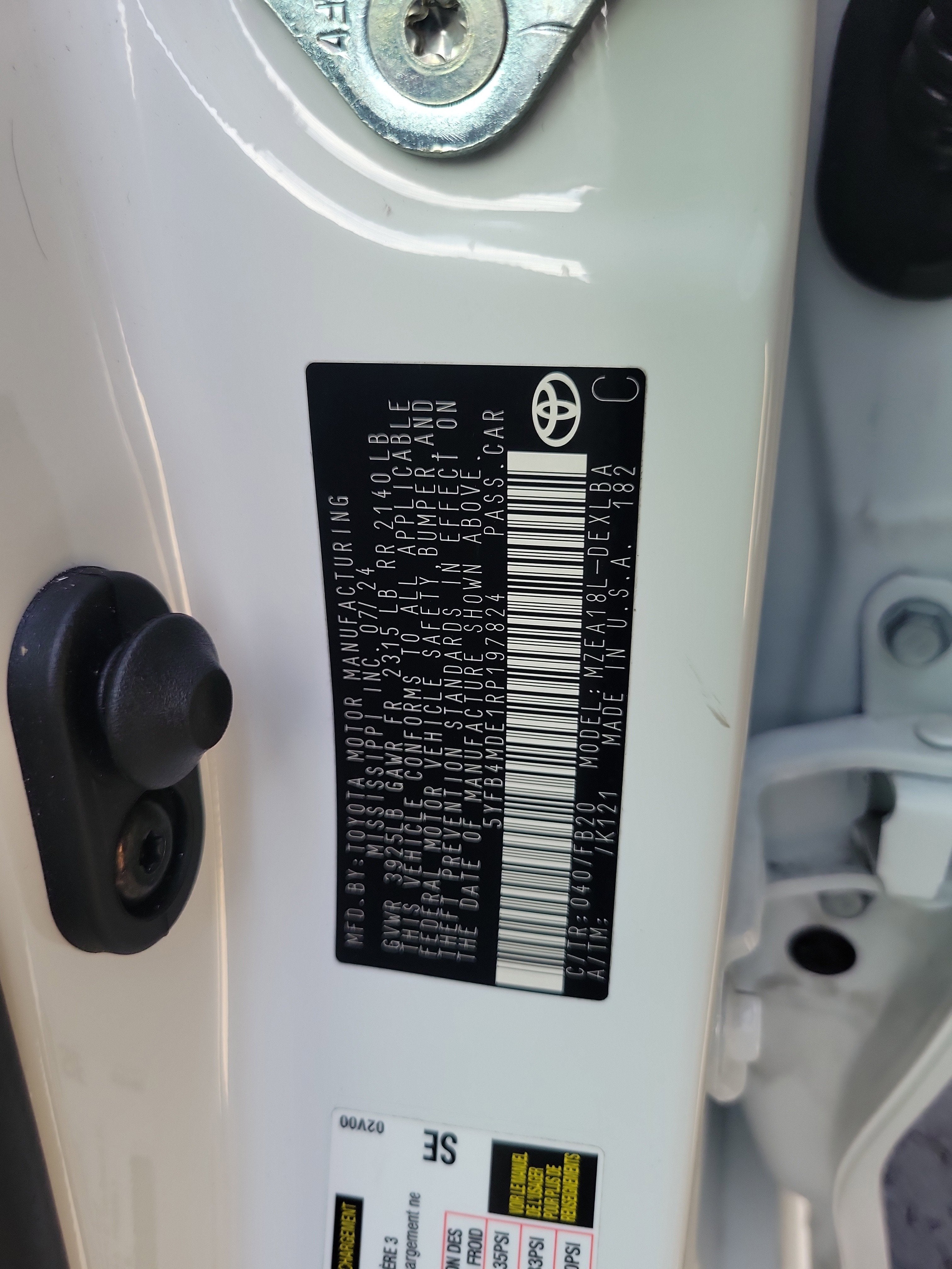 2024 Toyota Corolla LE