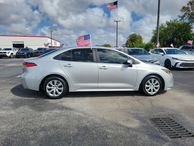 2025 Toyota Corolla LE