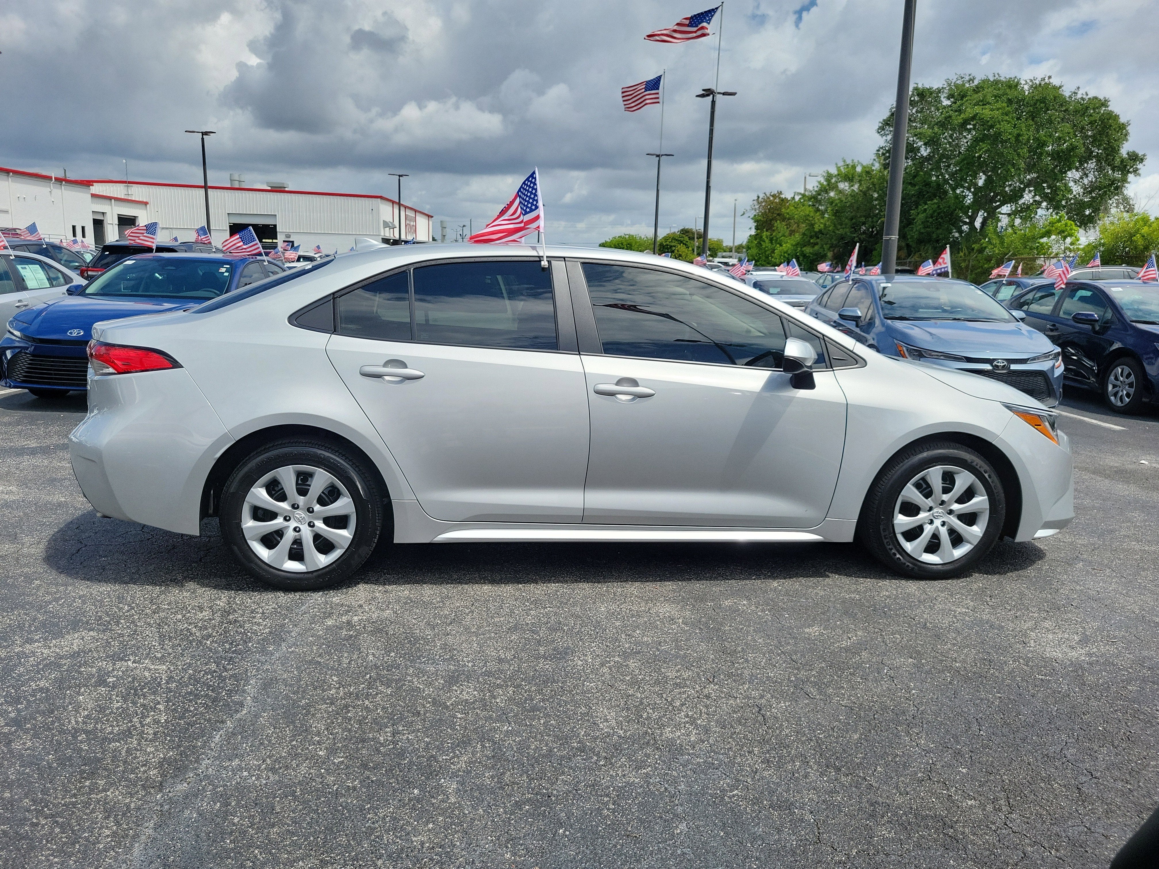 2024 Toyota Corolla LE