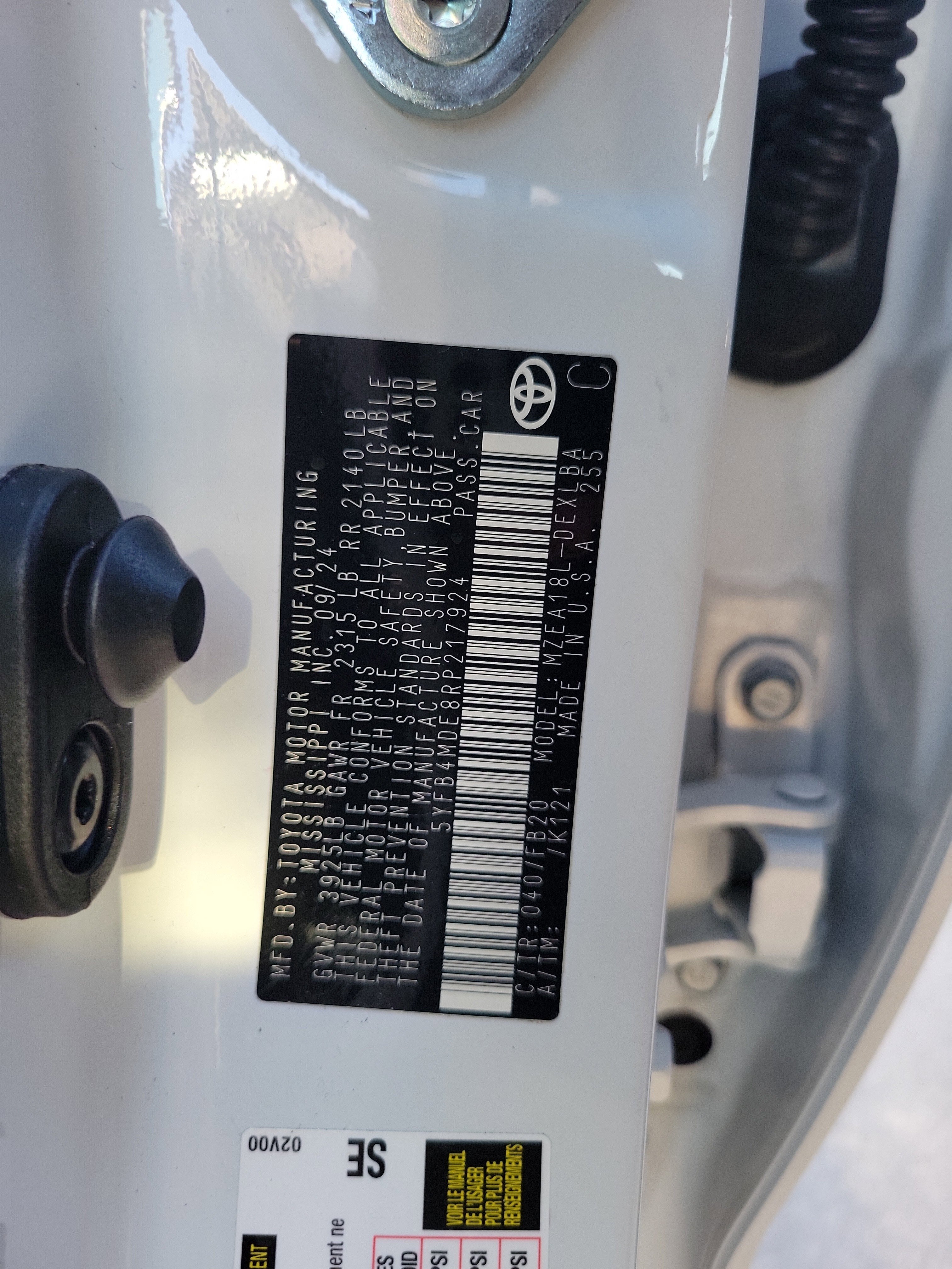 2024 Toyota Corolla LE