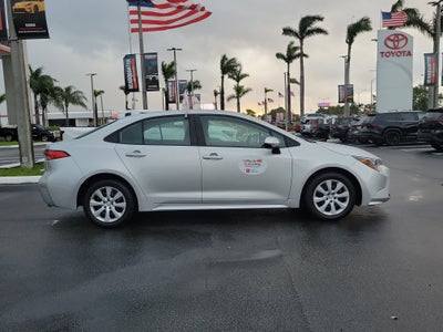 2025 Toyota Corolla LE