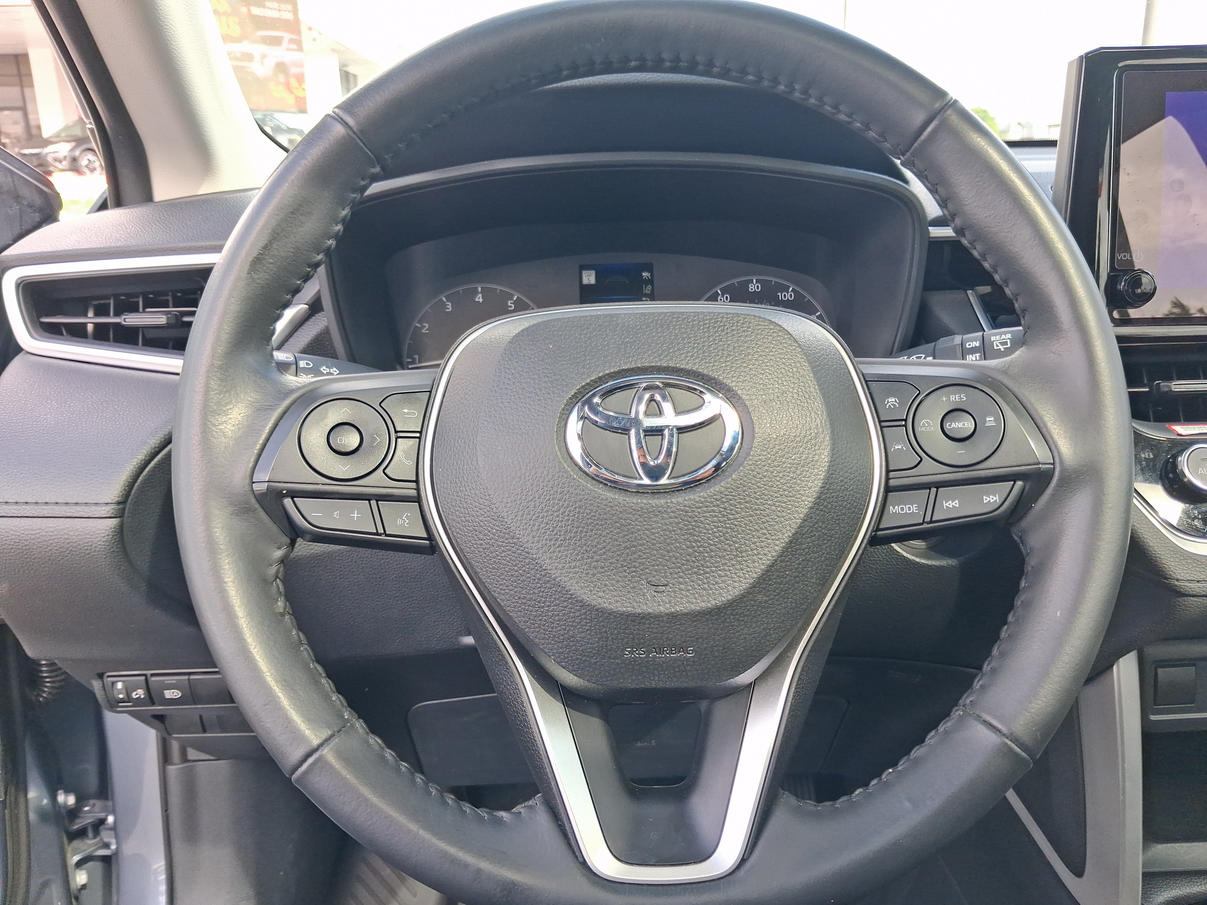 2024 Toyota Corolla Cross LE