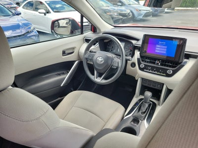 2024 Toyota Corolla Cross LE