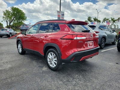 2024 Toyota Corolla Cross LE