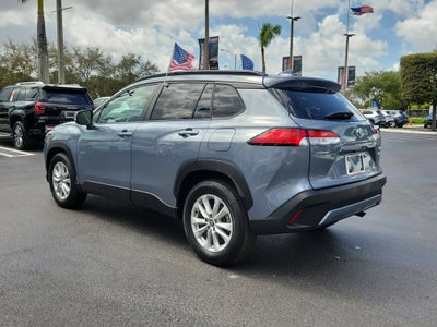 2023 Toyota Corolla Cross LE