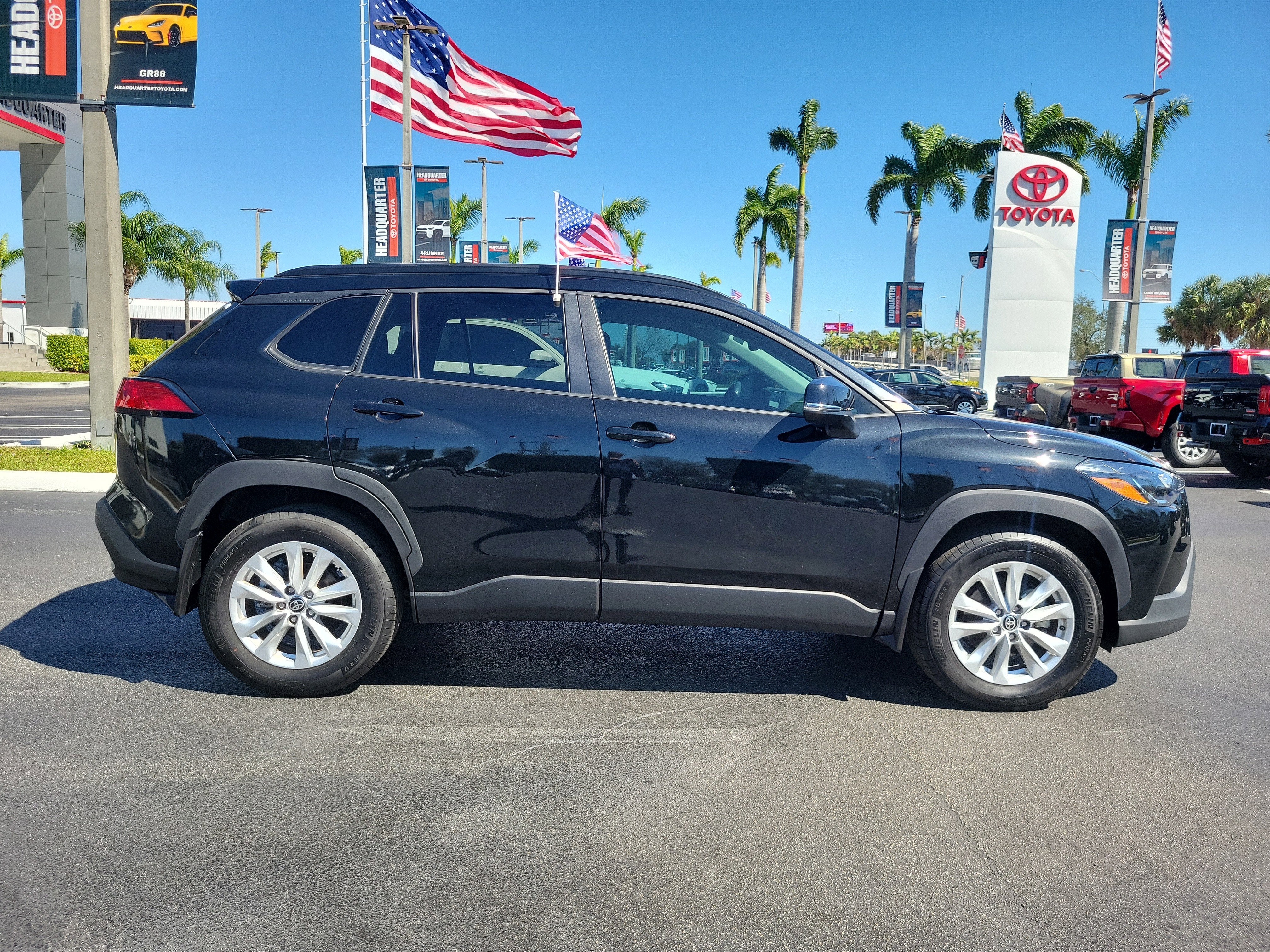 2024 Toyota Corolla Cross LE