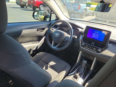 2024 Toyota Corolla Cross LE