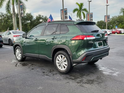 2025 Toyota Corolla Cross LE