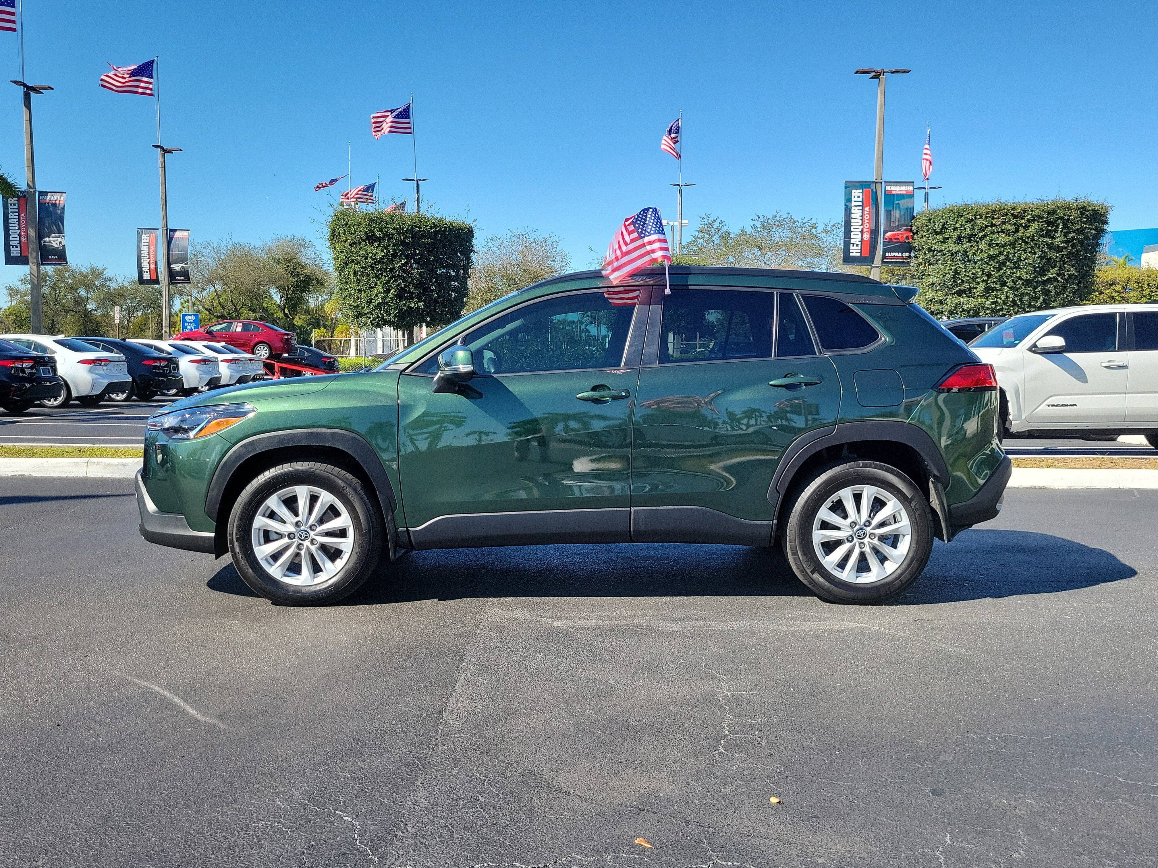 2024 Toyota Corolla Cross LE