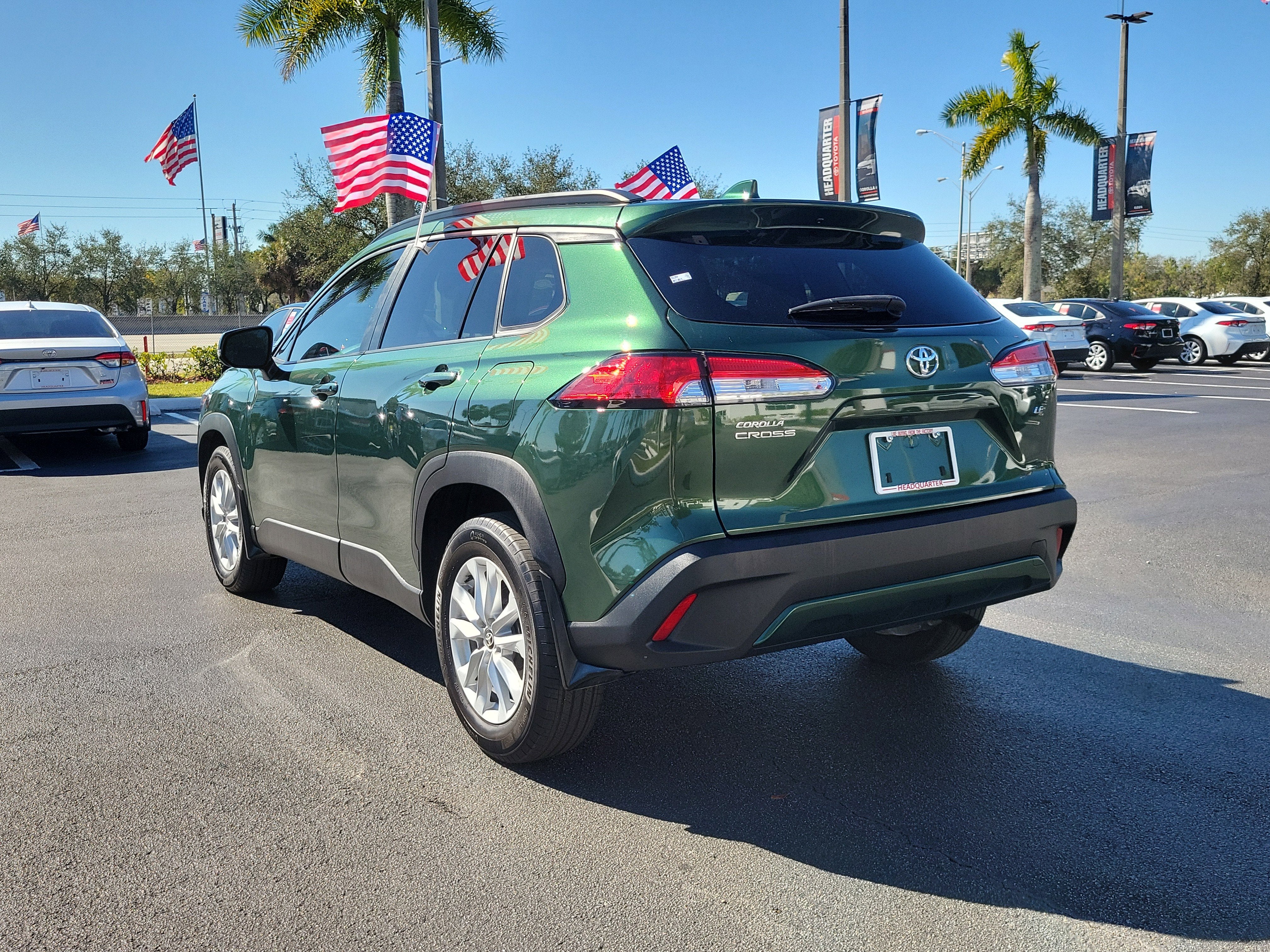 2024 Toyota Corolla Cross LE