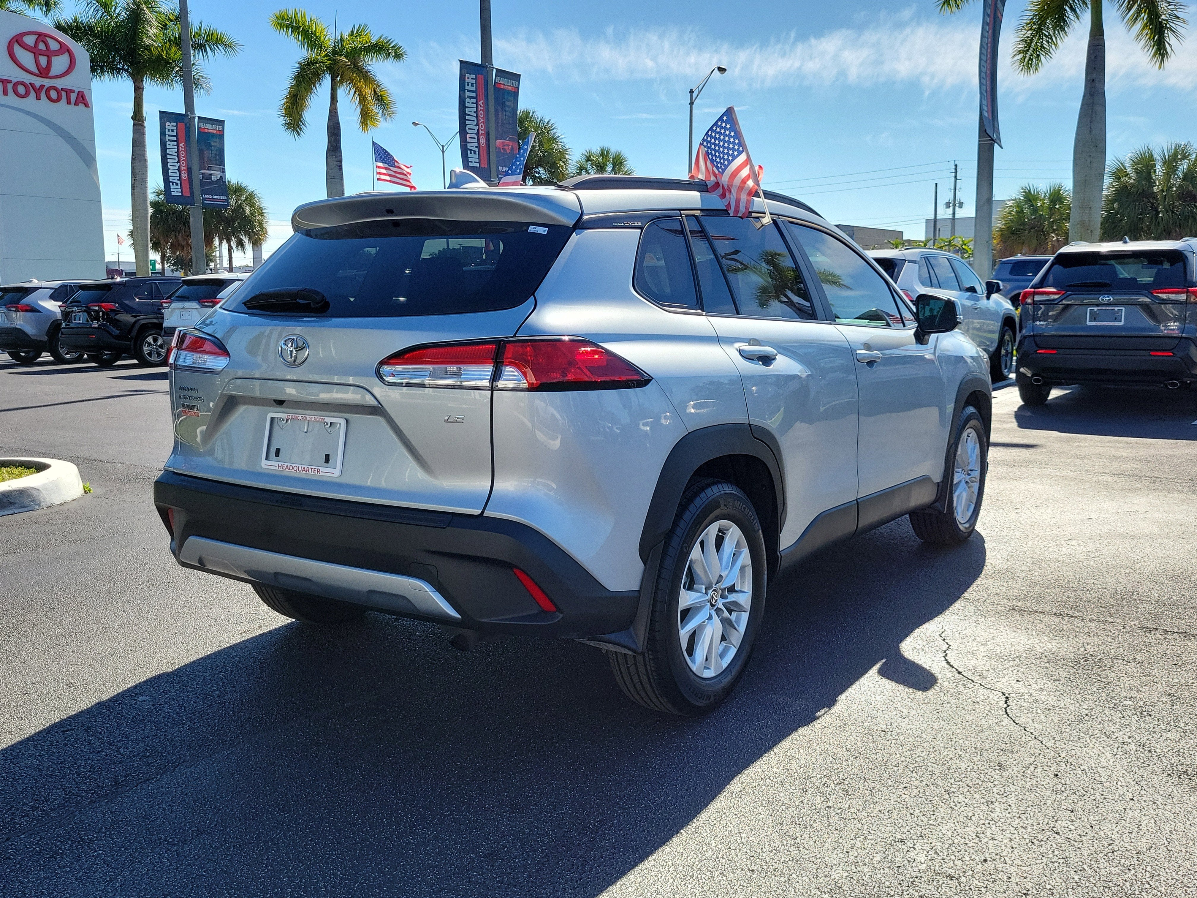 2024 Toyota Corolla Cross LE