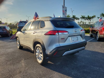 2024 Toyota Corolla Cross LE