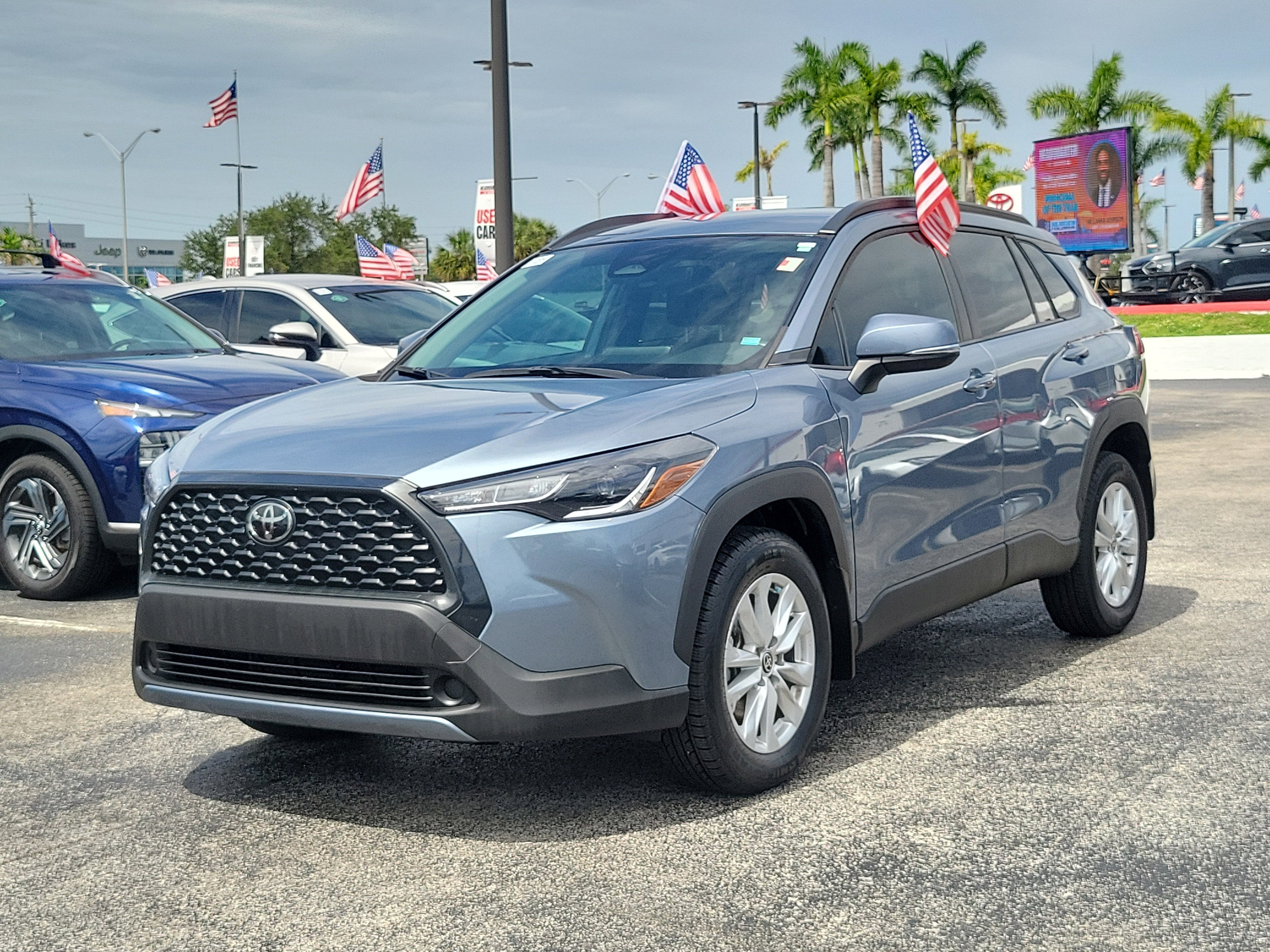 2024 Toyota Corolla Cross LE