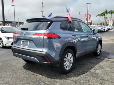 2024 Toyota Corolla Cross LE