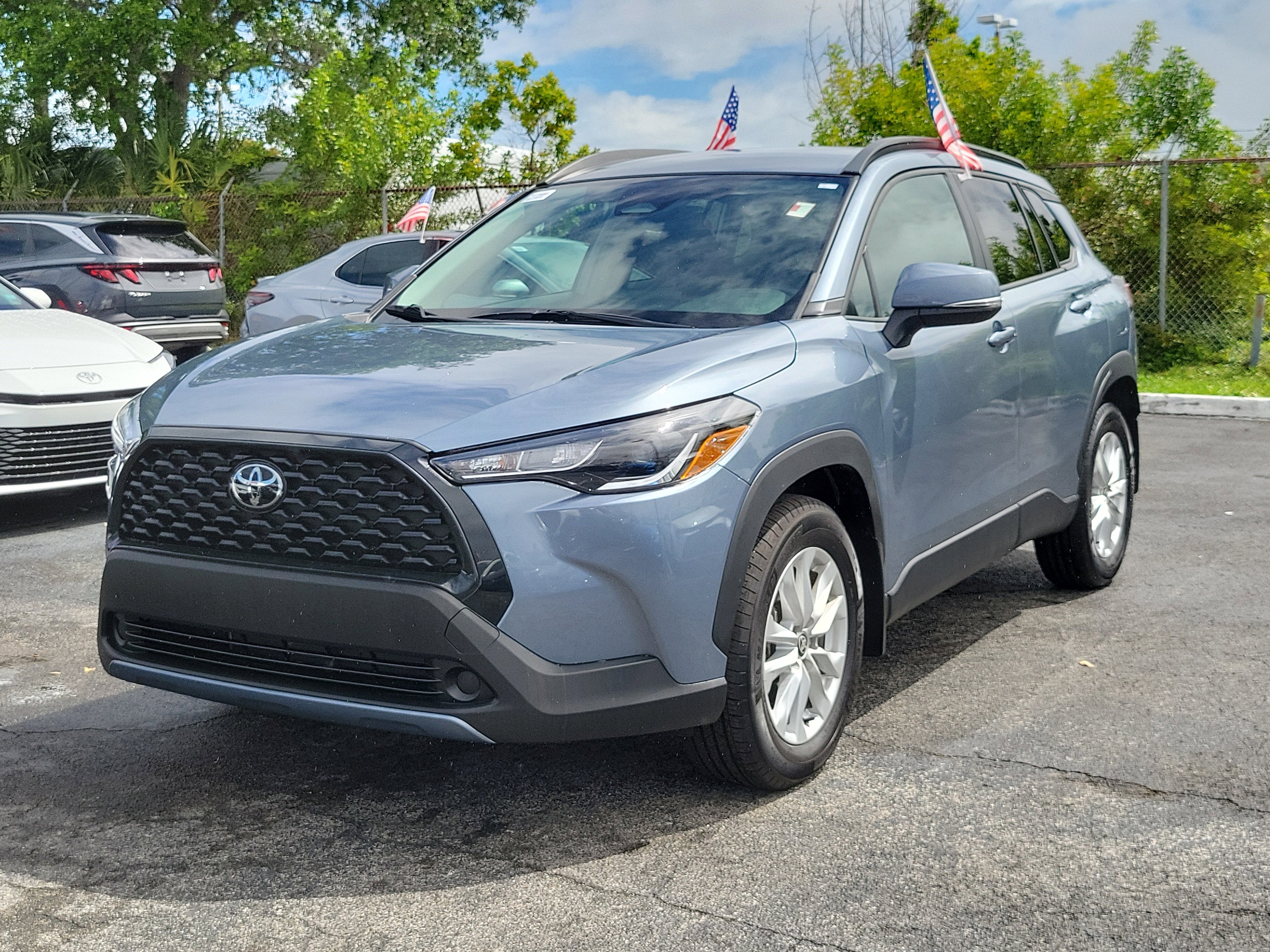 2024 Toyota Corolla Cross LE