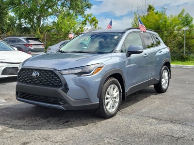 2024 Toyota Corolla Cross LE