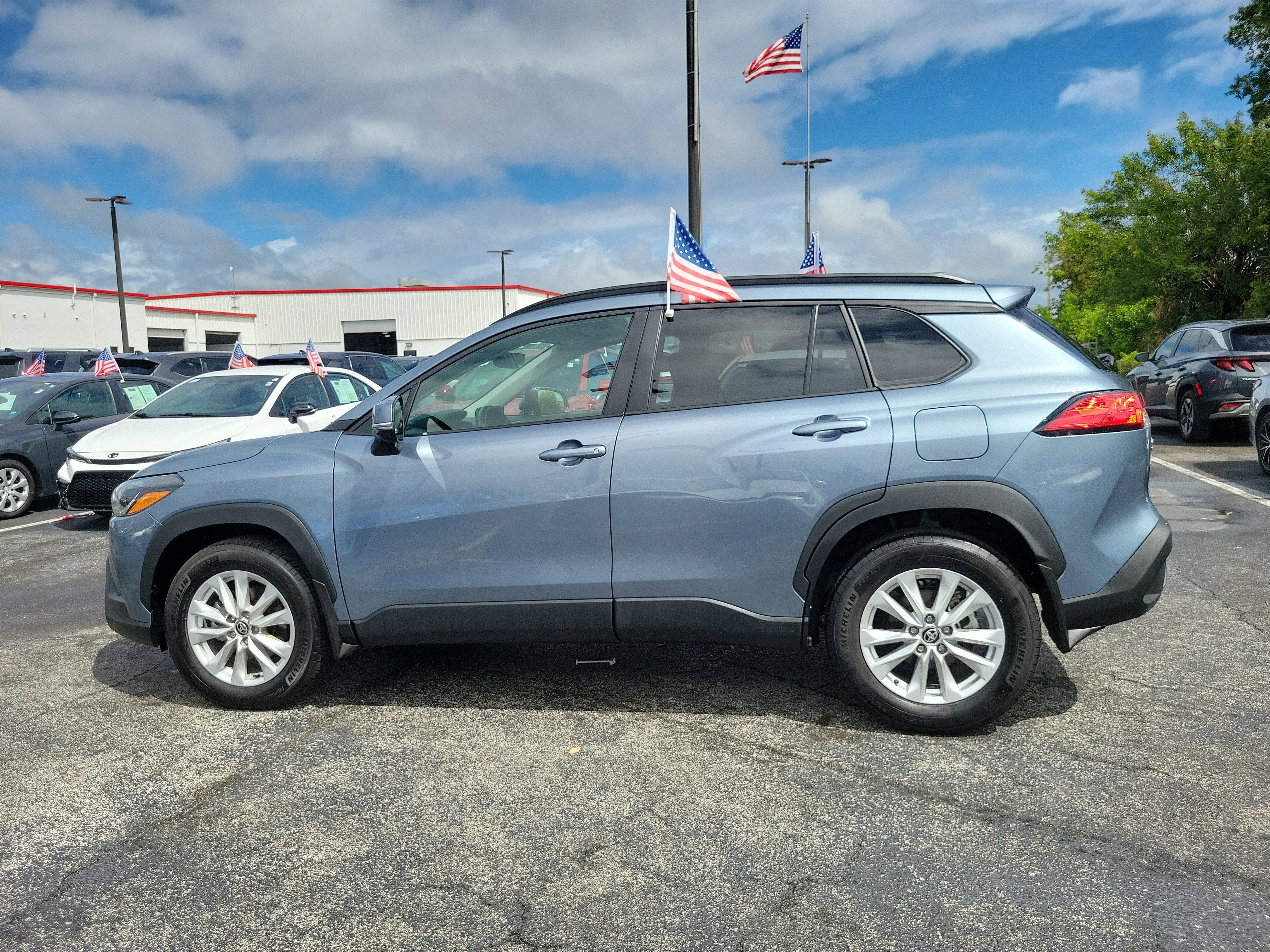 2024 Toyota Corolla Cross LE