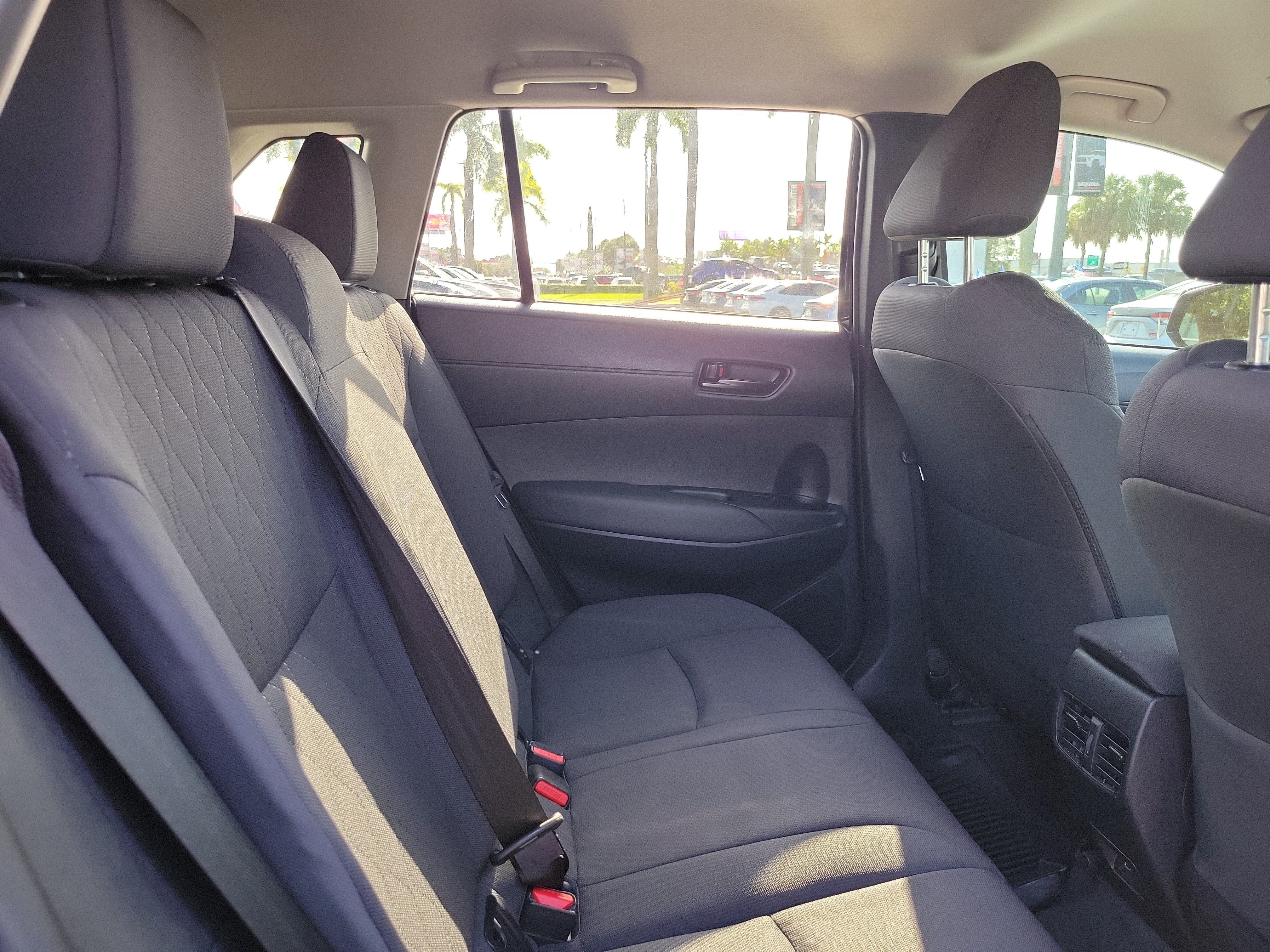 2025 Toyota Corolla Cross LE