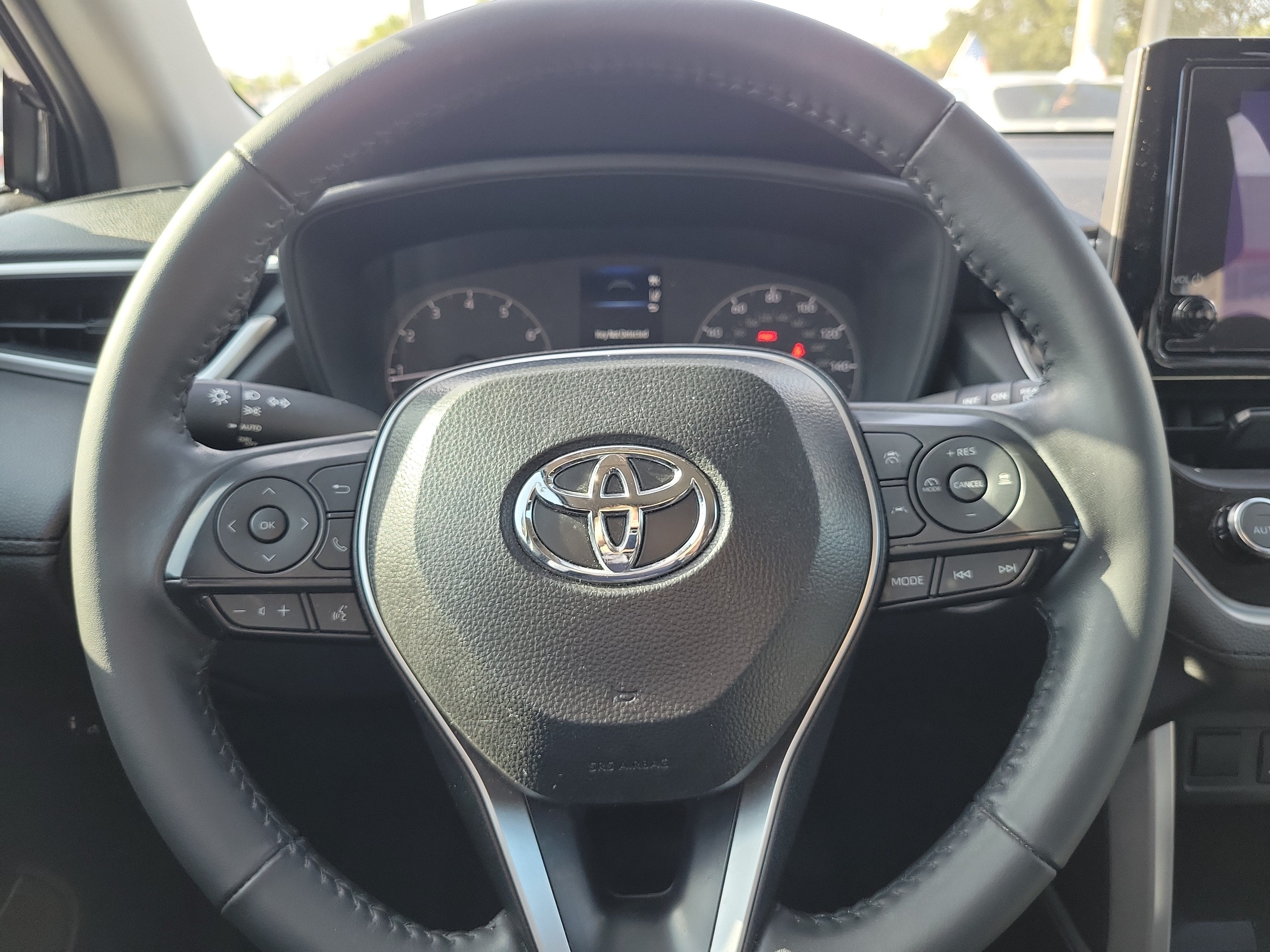 2025 Toyota Corolla Cross LE