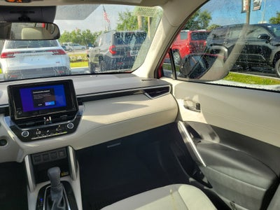 2023 Toyota Corolla Cross LE