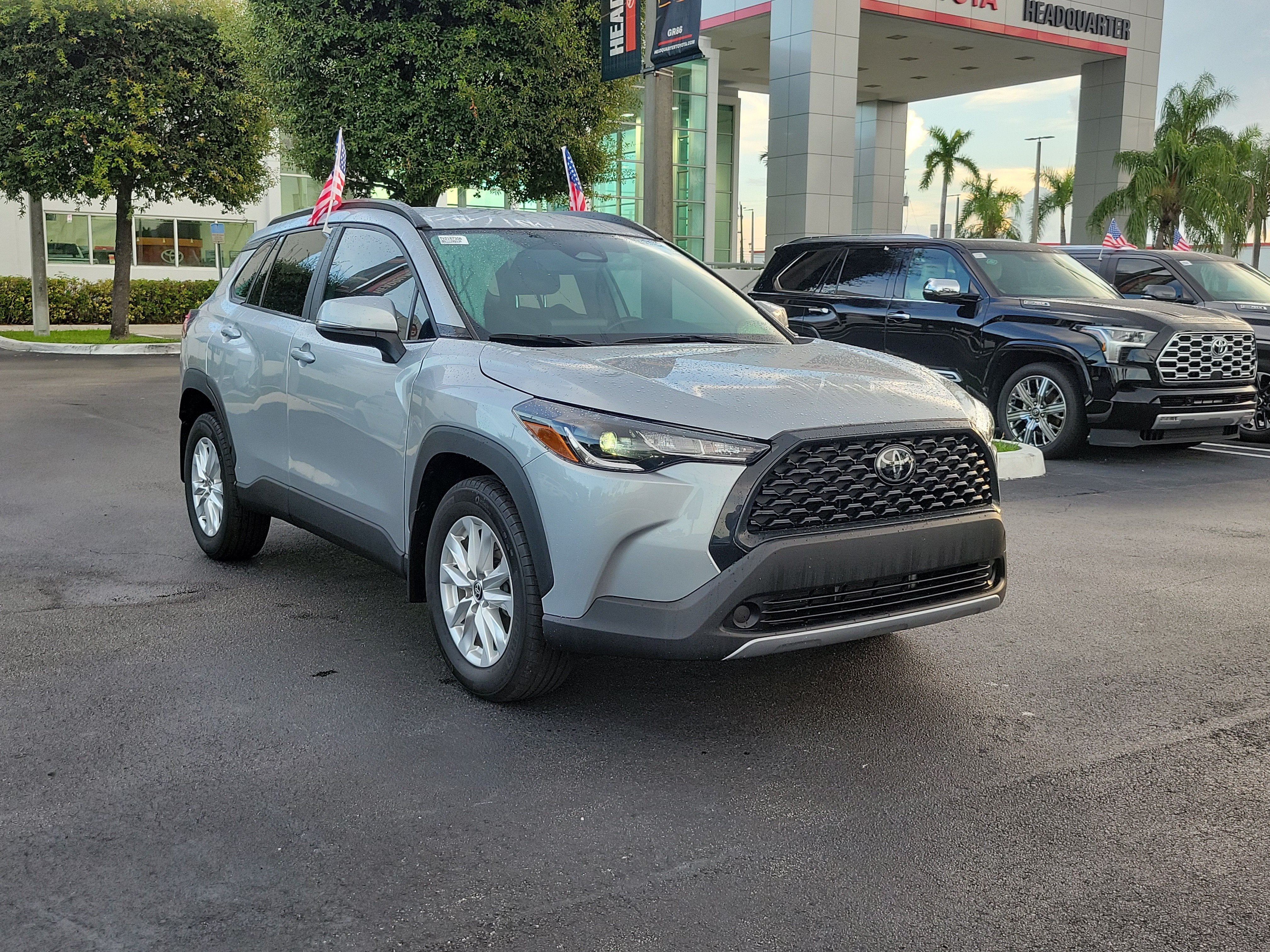 2024 Toyota Corolla Cross LE