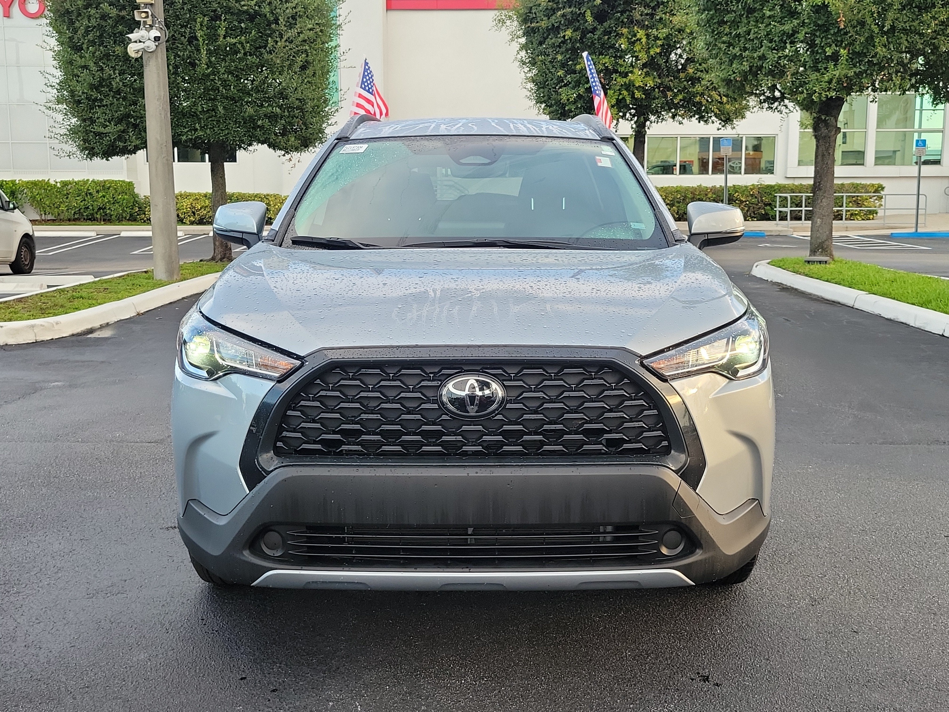 2024 Toyota Corolla Cross LE