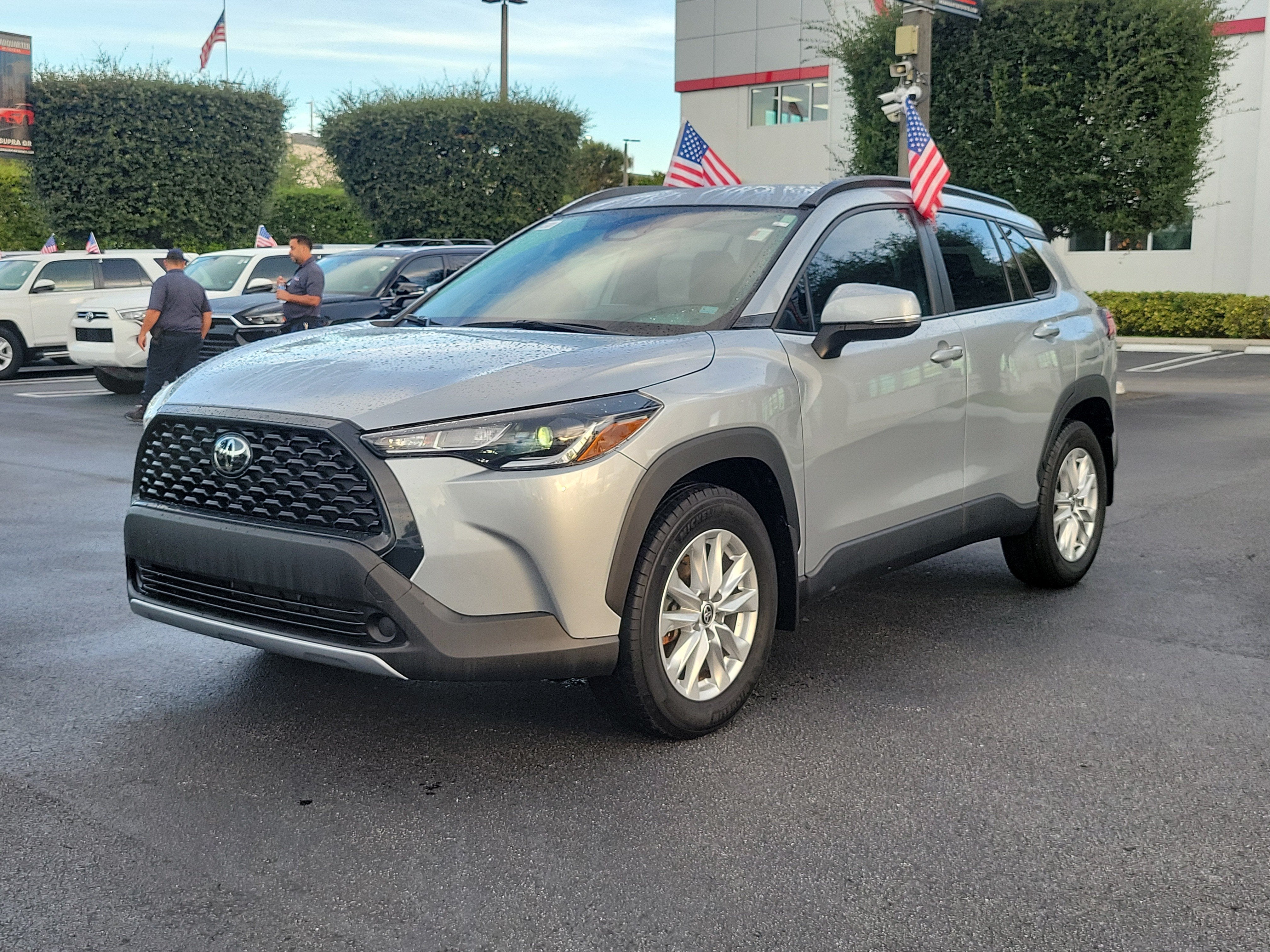 2024 Toyota Corolla Cross LE